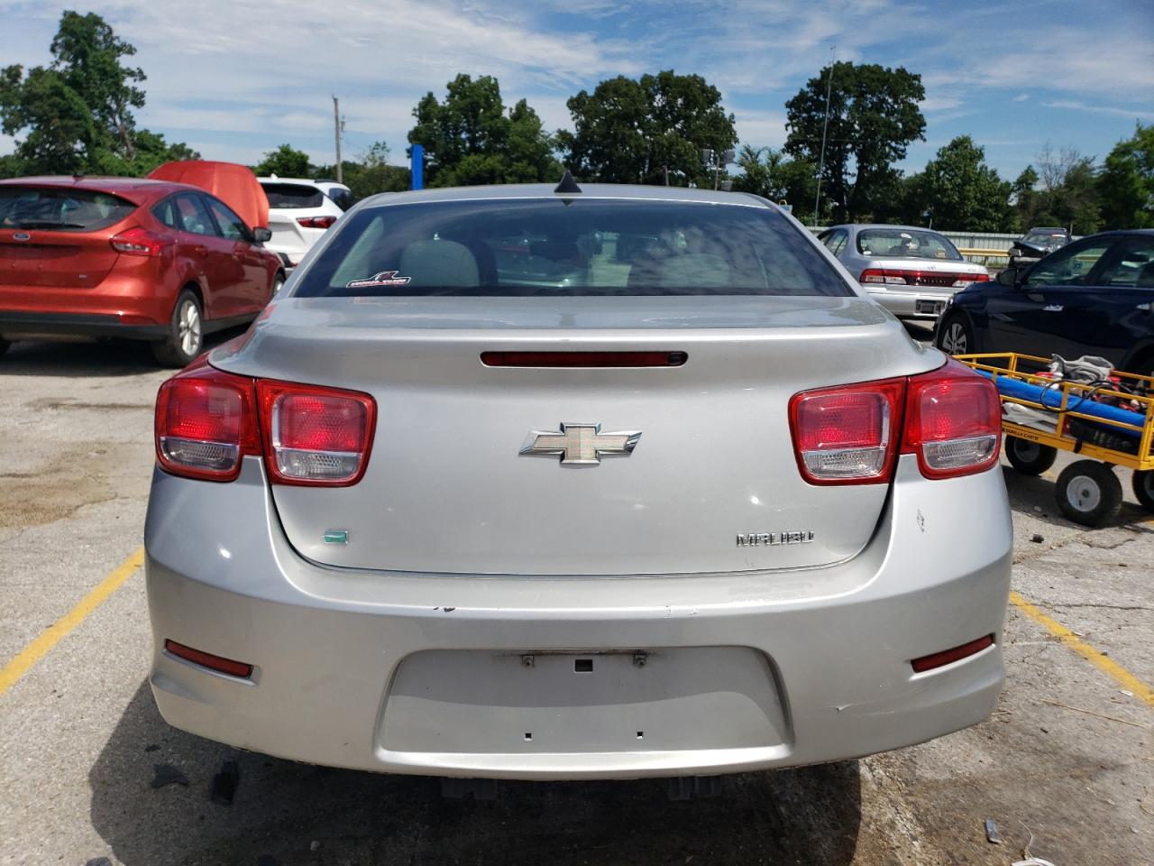 VIN 1G11A5SL3EF243563 2014 CHEVROLET MALIBU no.6