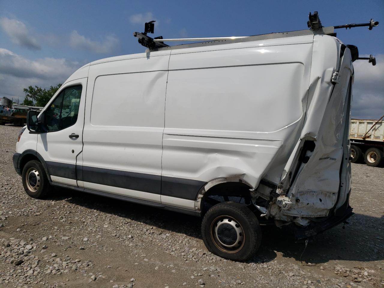 VIN 1FTYR2CM0KKA10960 2019 FORD TRANSIT no.2