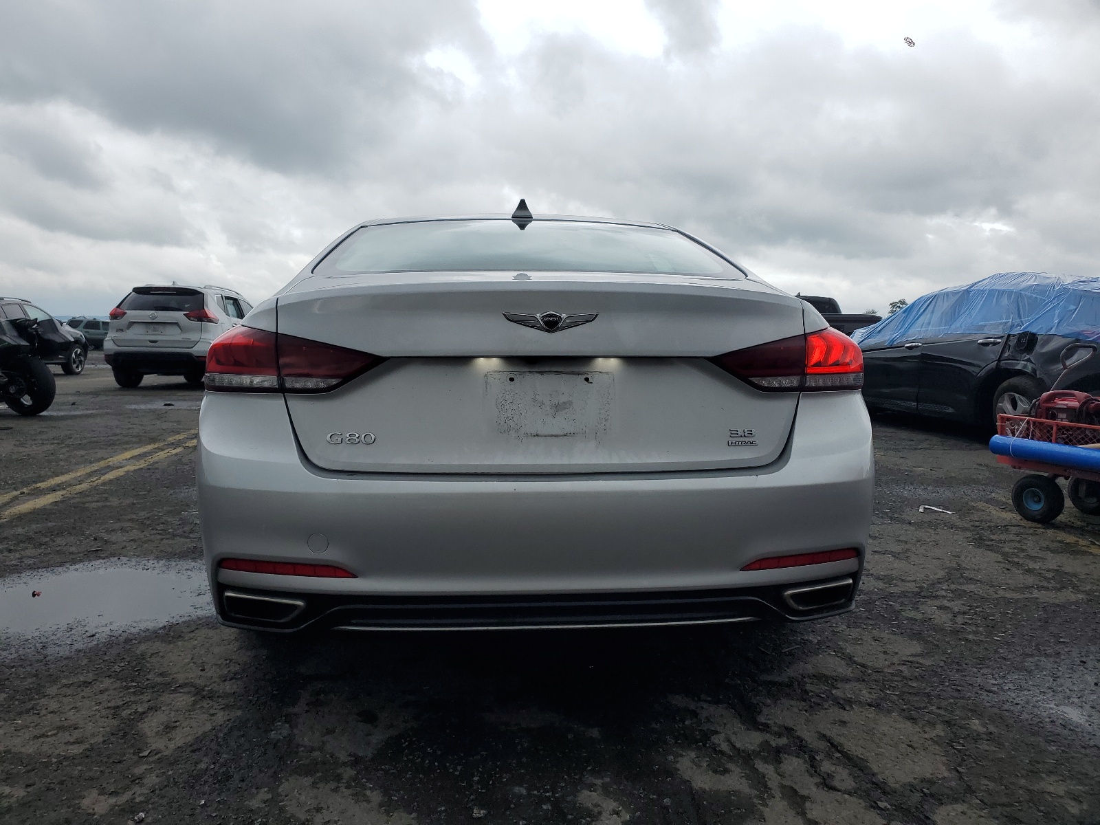 KMHGN4JE3JU249805 2018 Genesis G80 Base