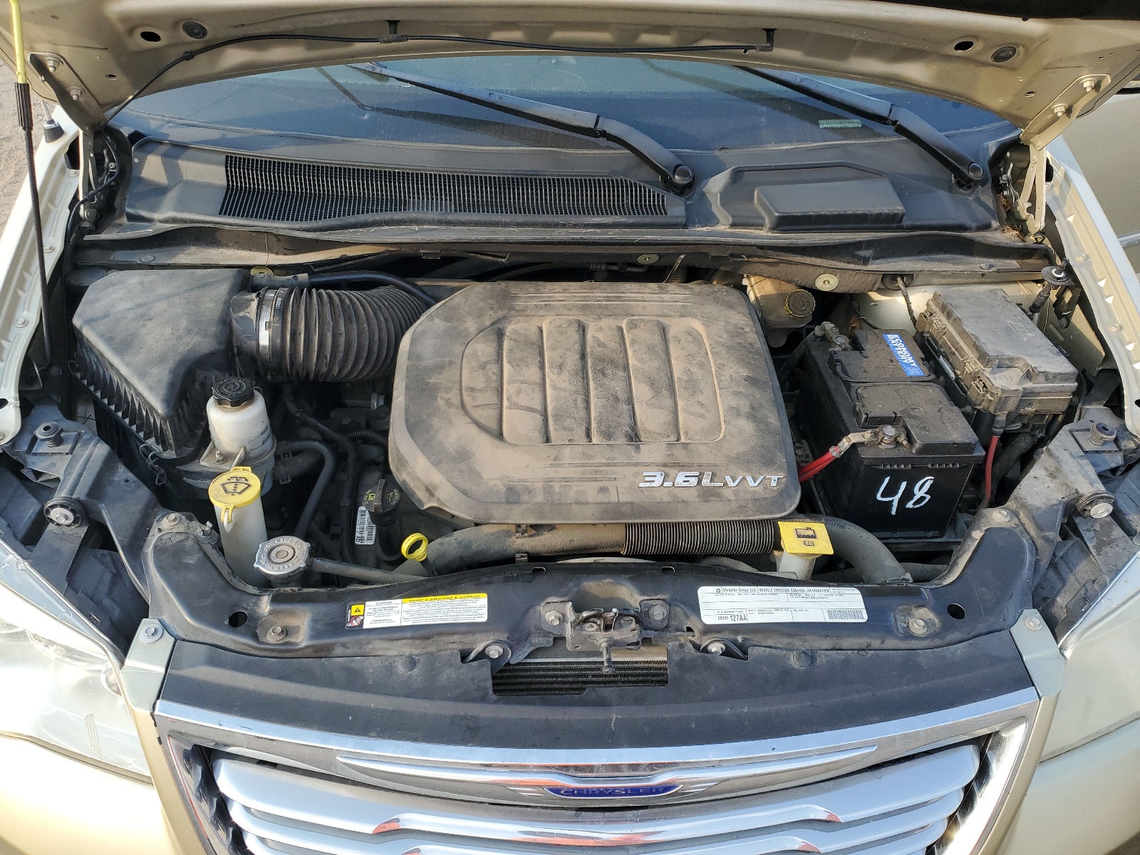 2A4RR8DGXBR677224 2011 Chrysler Town & Country Touring L