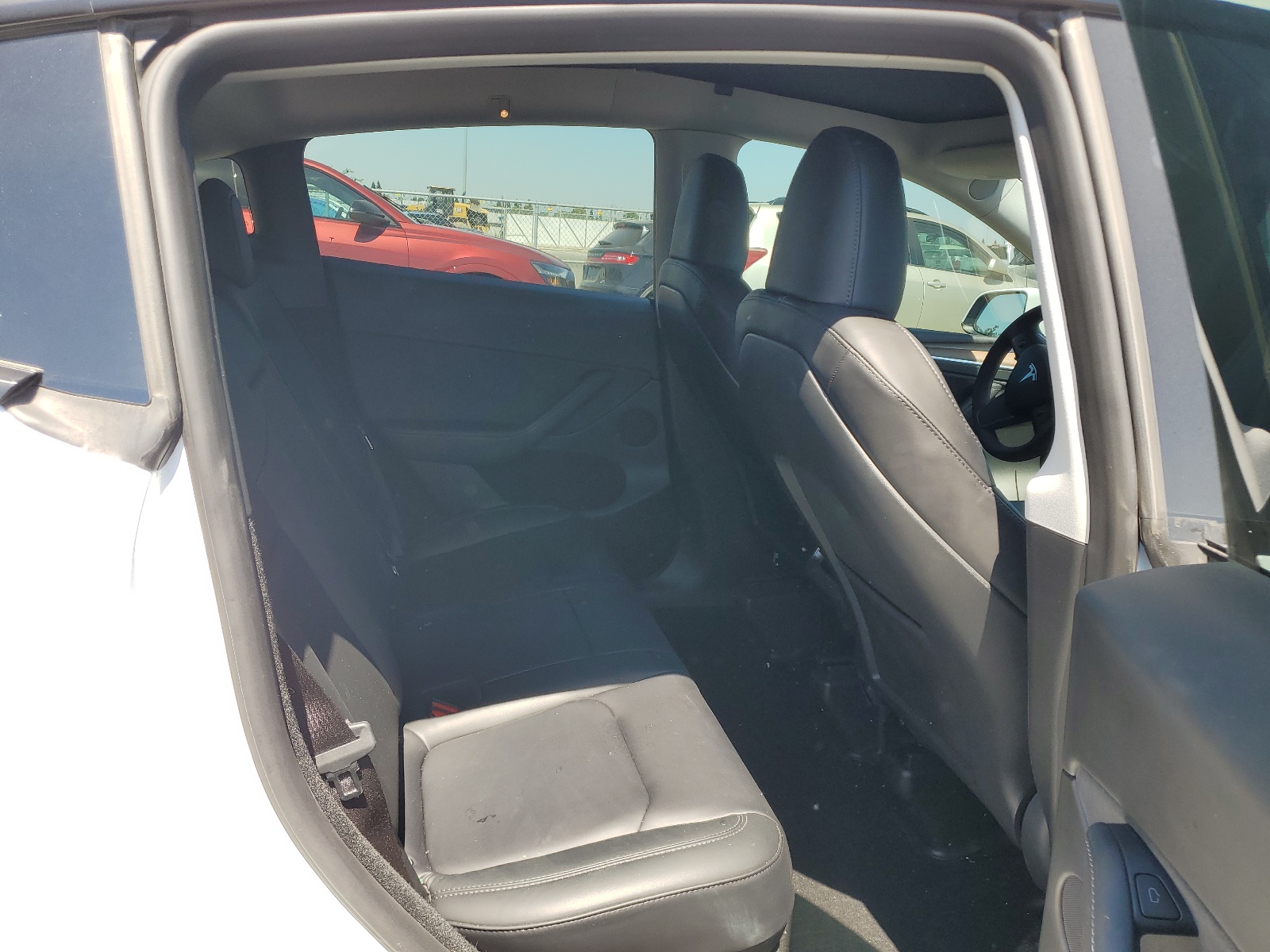 7SAYGDEF6PF843749 2023 Tesla Model Y