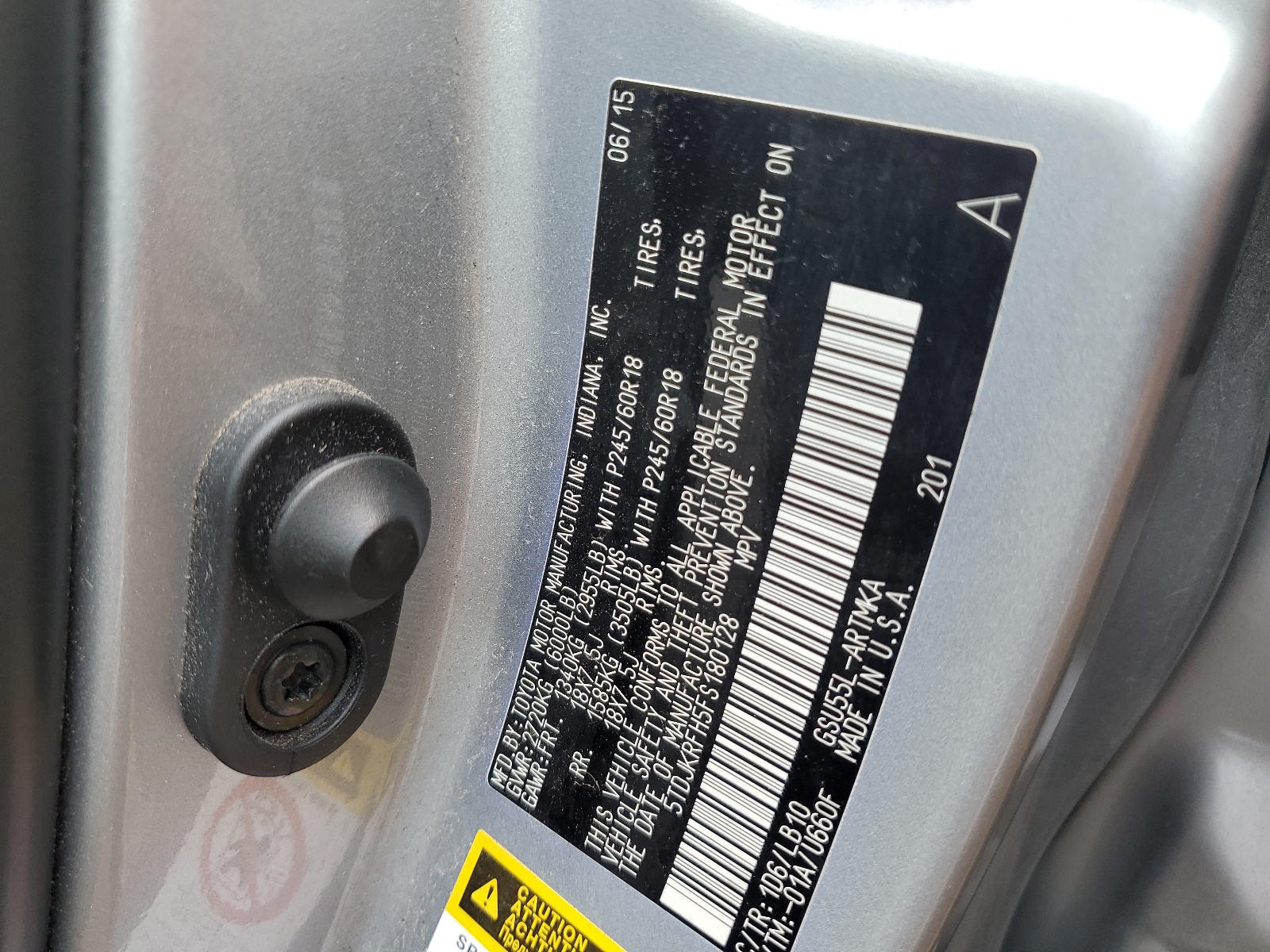 5TDJKRFH5FS180128 2015 Toyota Highlander Xle