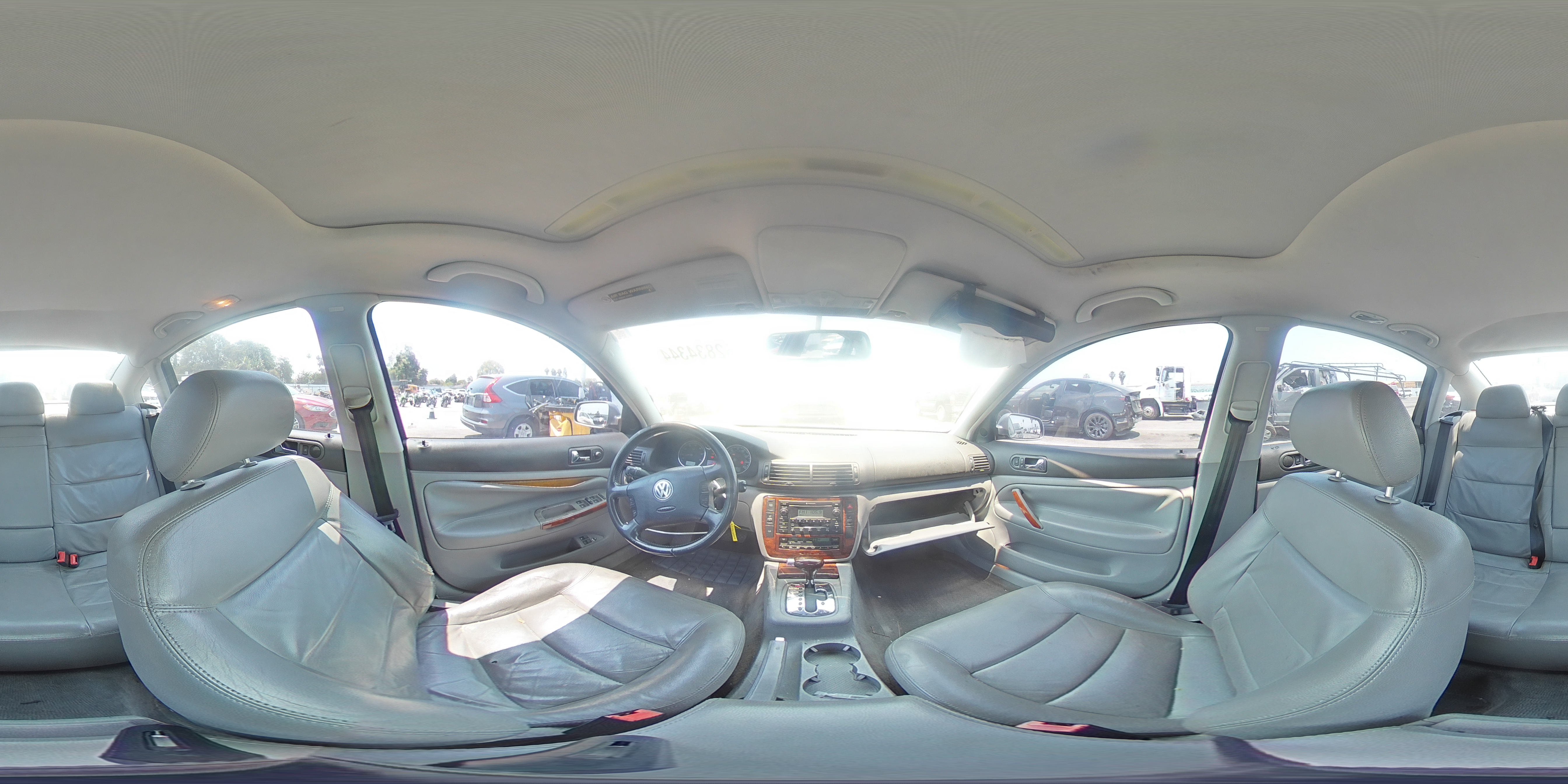 2004 Volkswagen Passat Glx VIN: WVWRH63B84P044387 Lot: 62834344