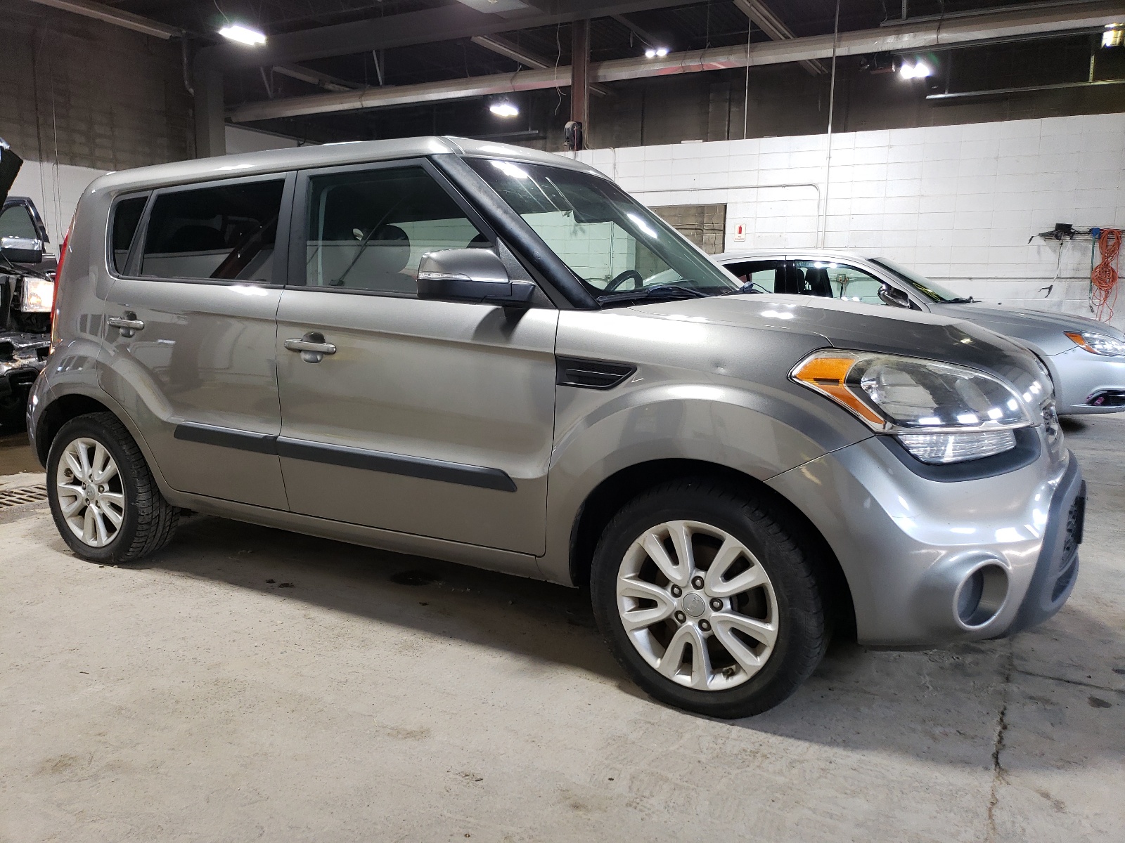 2013 Kia Soul + vin: KNDJT2A67D7596196