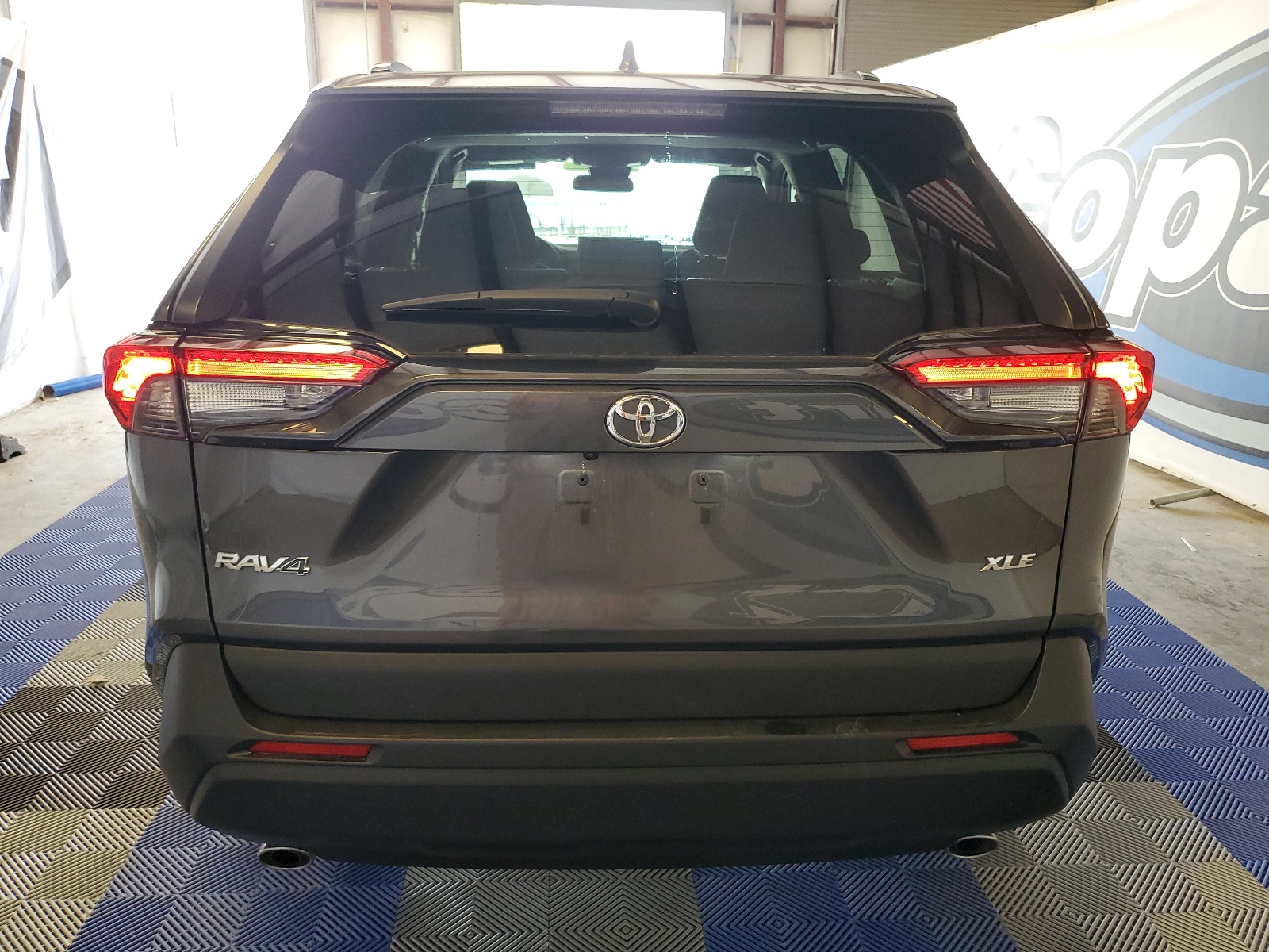 2T3W1RFV1RW323271 2024 Toyota Rav4 Xle