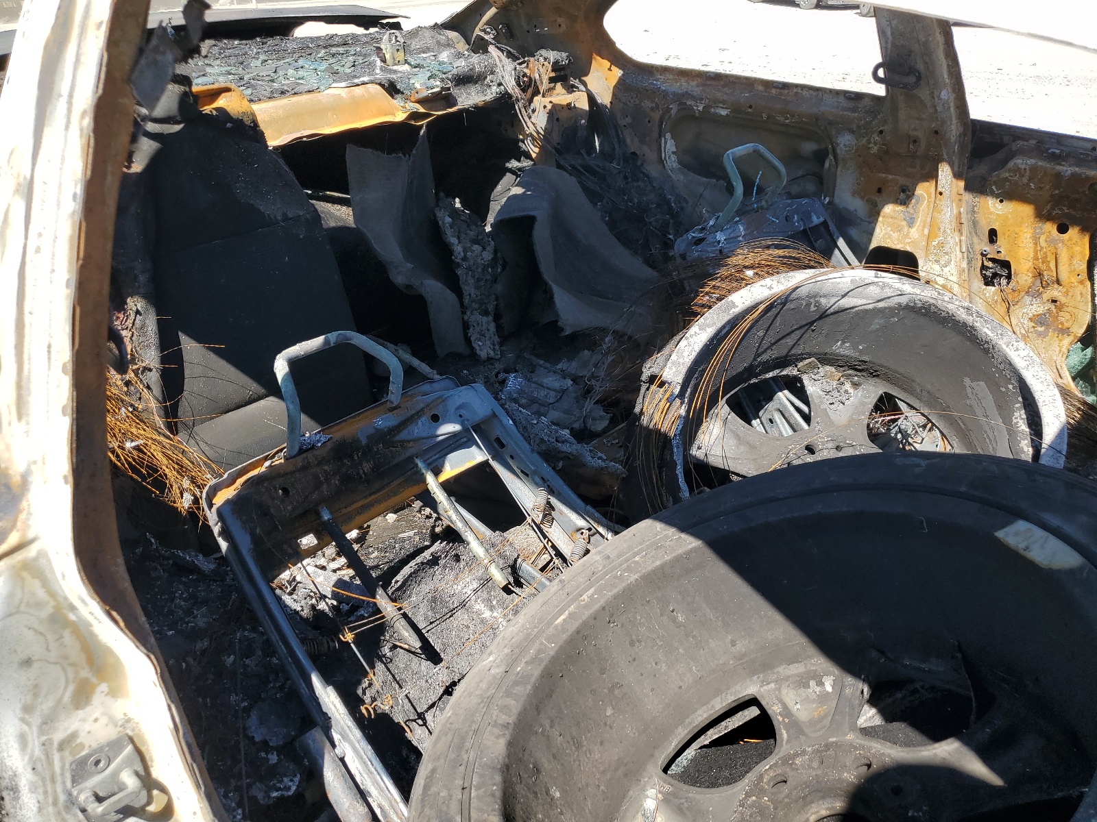 WBAWC73509E270456 2009 BMW 335 Xi