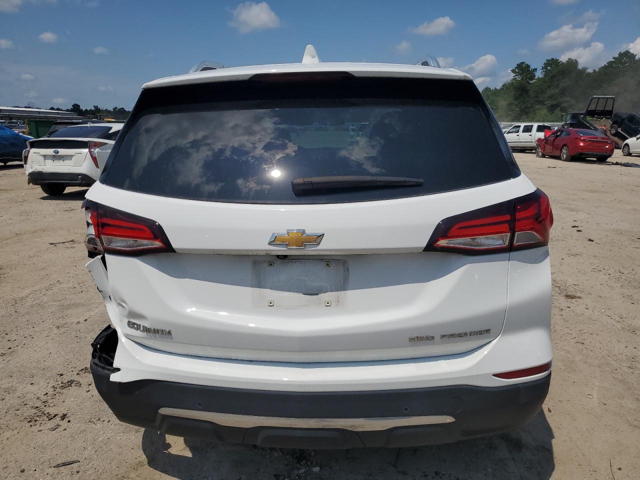 2022 Chevrolet Equinox Premier VIN: 2GNAXXEV0N6140228 Lot: 65034374