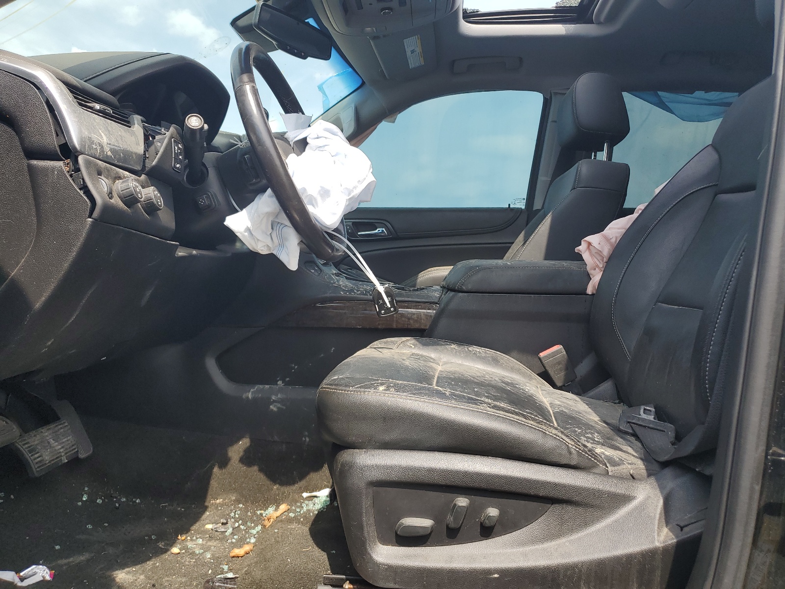 1GNSKBKC2JR197523 2018 Chevrolet Tahoe K1500 Lt