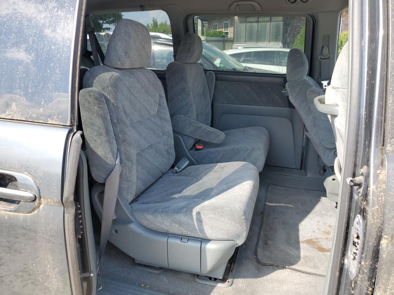 2003 Honda Odyssey Ex VIN: 5FNRL18603B057821 Lot: 61977074