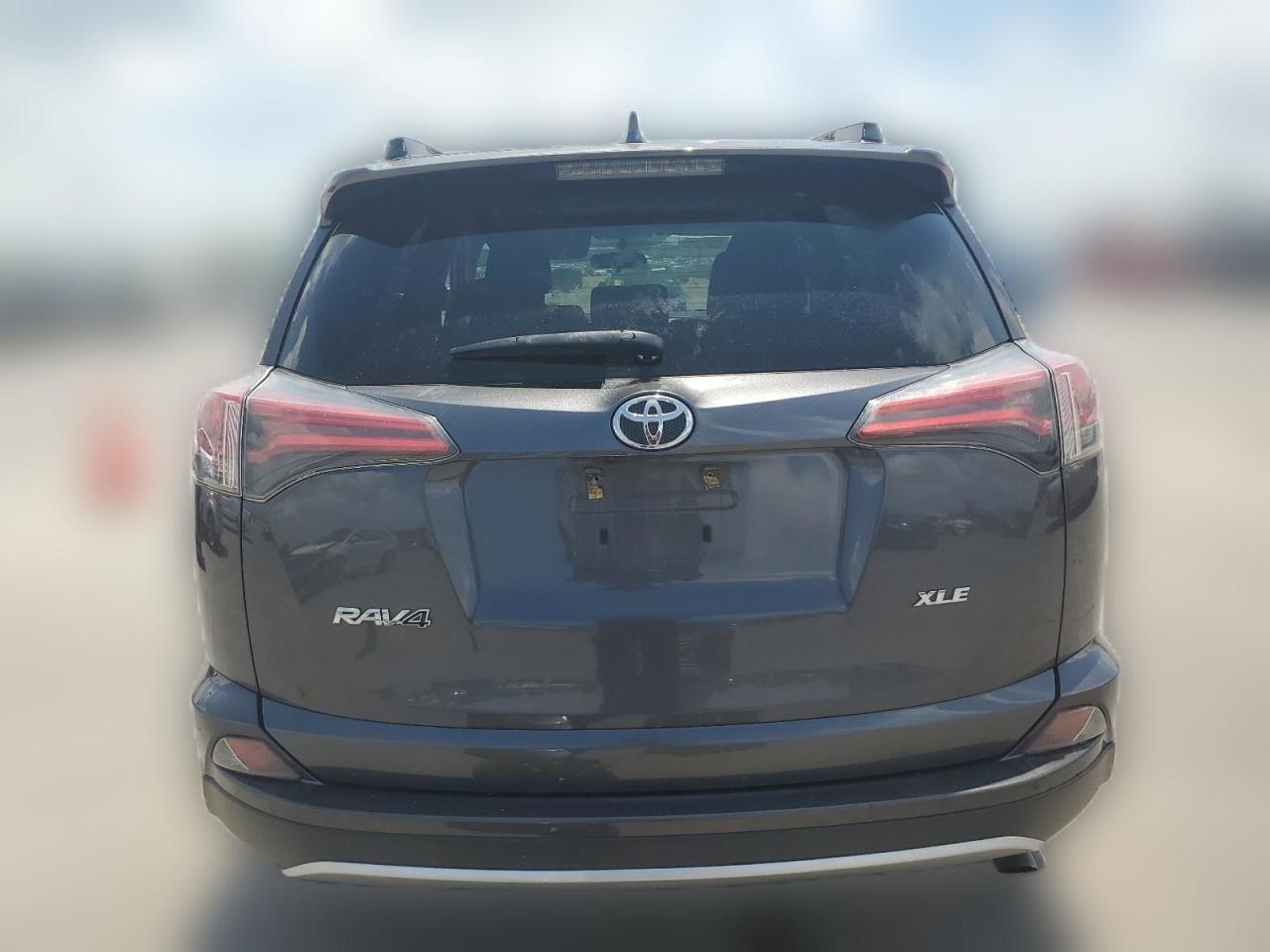 2016 Toyota Rav4 Xle VIN: 2T3WFREV2GW239301 Lot: 64949814