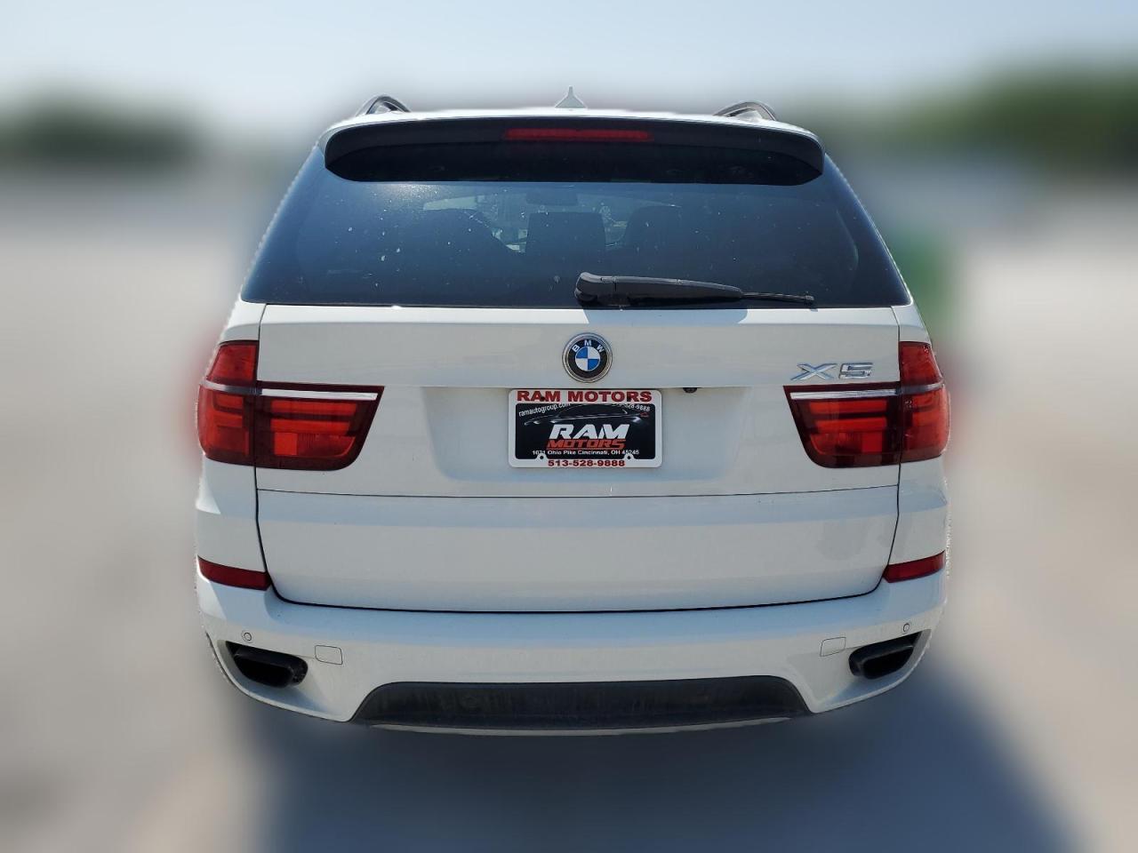 2011 BMW X5 xDrive50I VIN: 5UXZV8C5XBL417799 Lot: 62714624