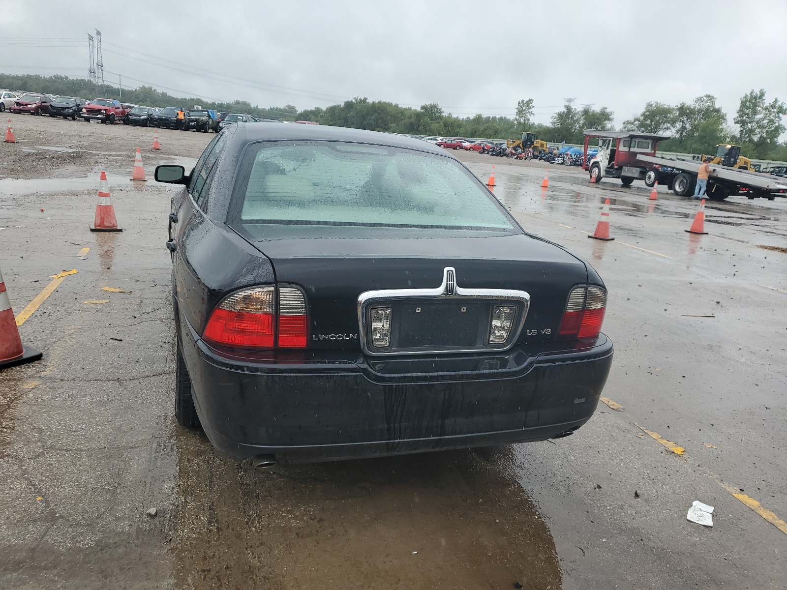 1LNHM87A43Y665070 2003 Lincoln Ls