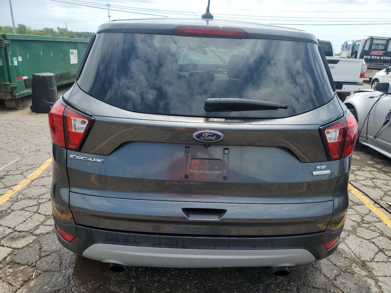 1FMCU0GD0KUA16121 2019 Ford Escape Se