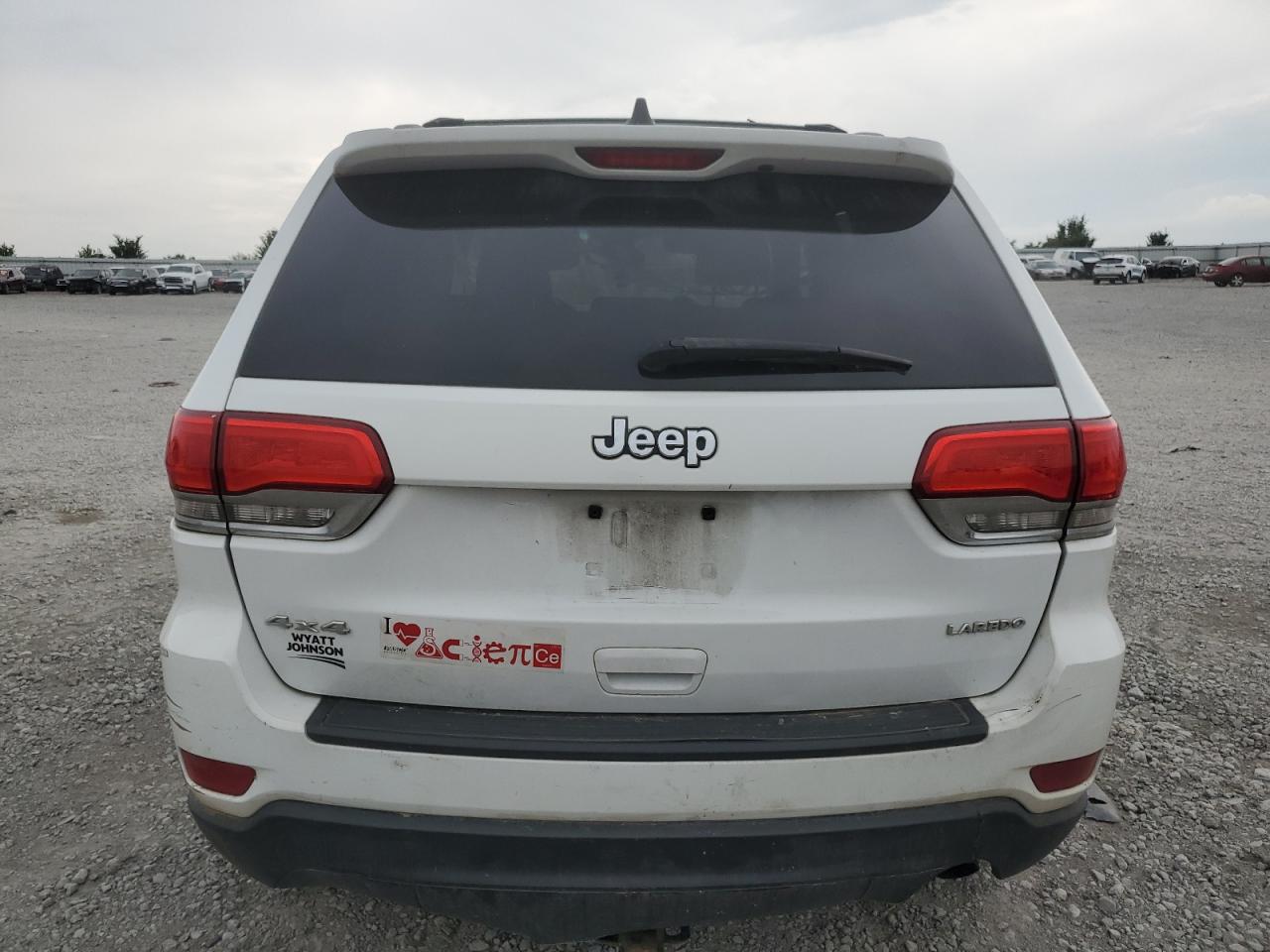 1C4RJFAG6FC956335 2015 Jeep Grand Cherokee Laredo