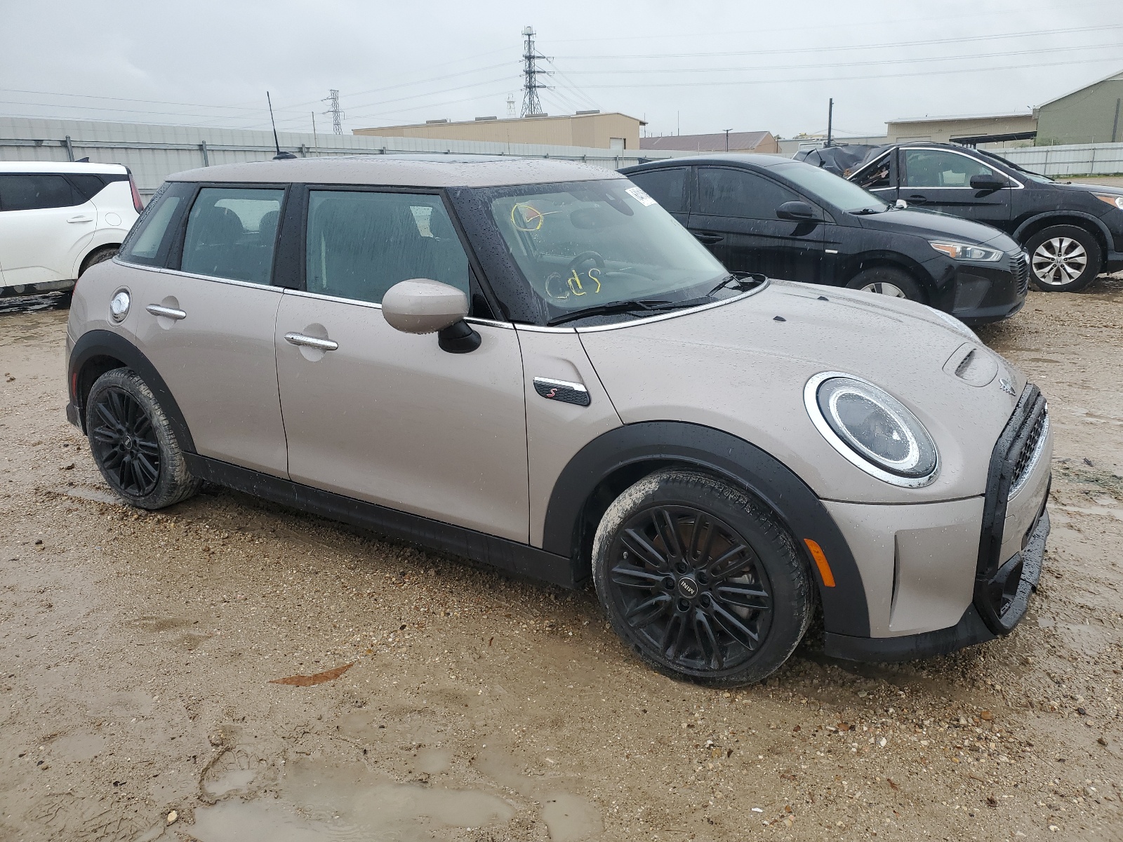 2024 Mini Cooper S vin: WMW53DK08R2V04053