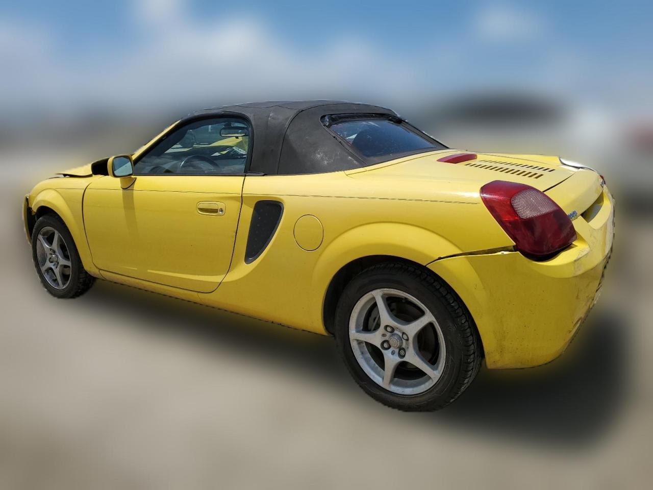 2000 Toyota Mr2 Spyder VIN: JTDFR3201Y0012197 Lot: 62438494