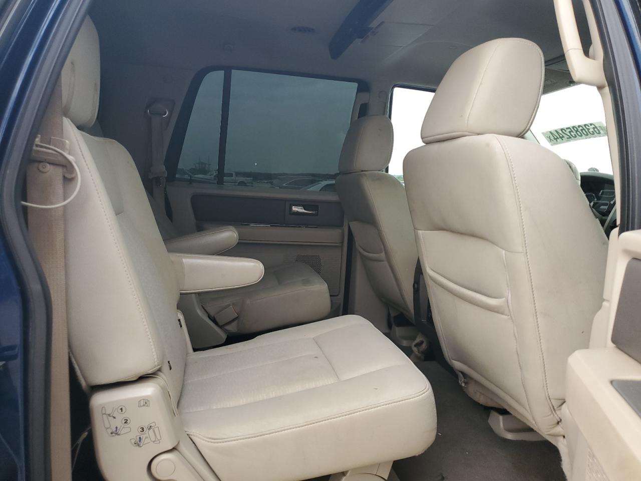 2007 Ford Expedition El Xlt VIN: 1FMFK15527LA77374 Lot: 63685244