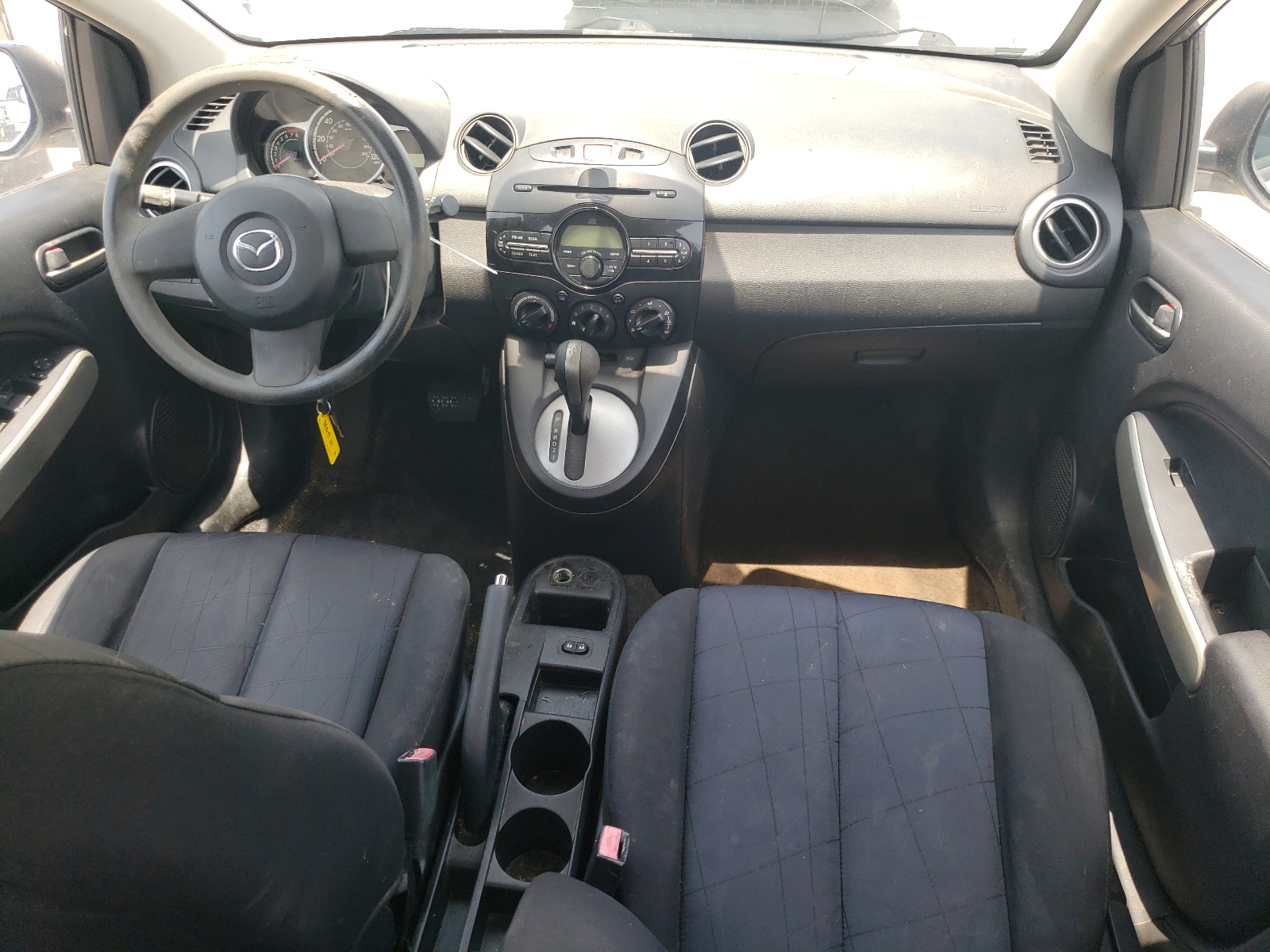 JM1DE1KY2C0139739 2012 Mazda Mazda2
