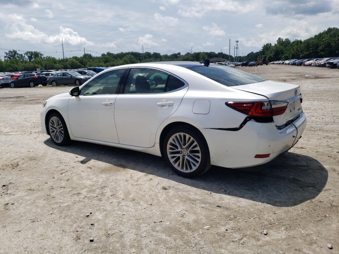 JTHBK1GG7G2228523 2016 LEXUS ES - Image 2