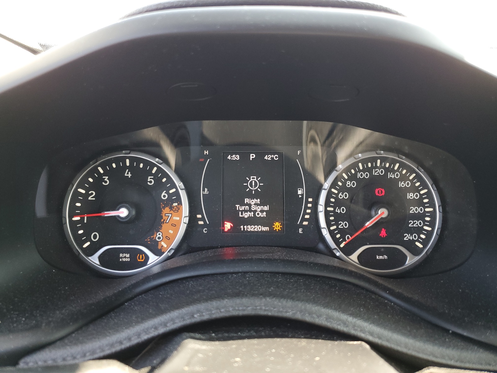 ZACCJBBT8GPC72703 2016 Jeep Renegade Latitude