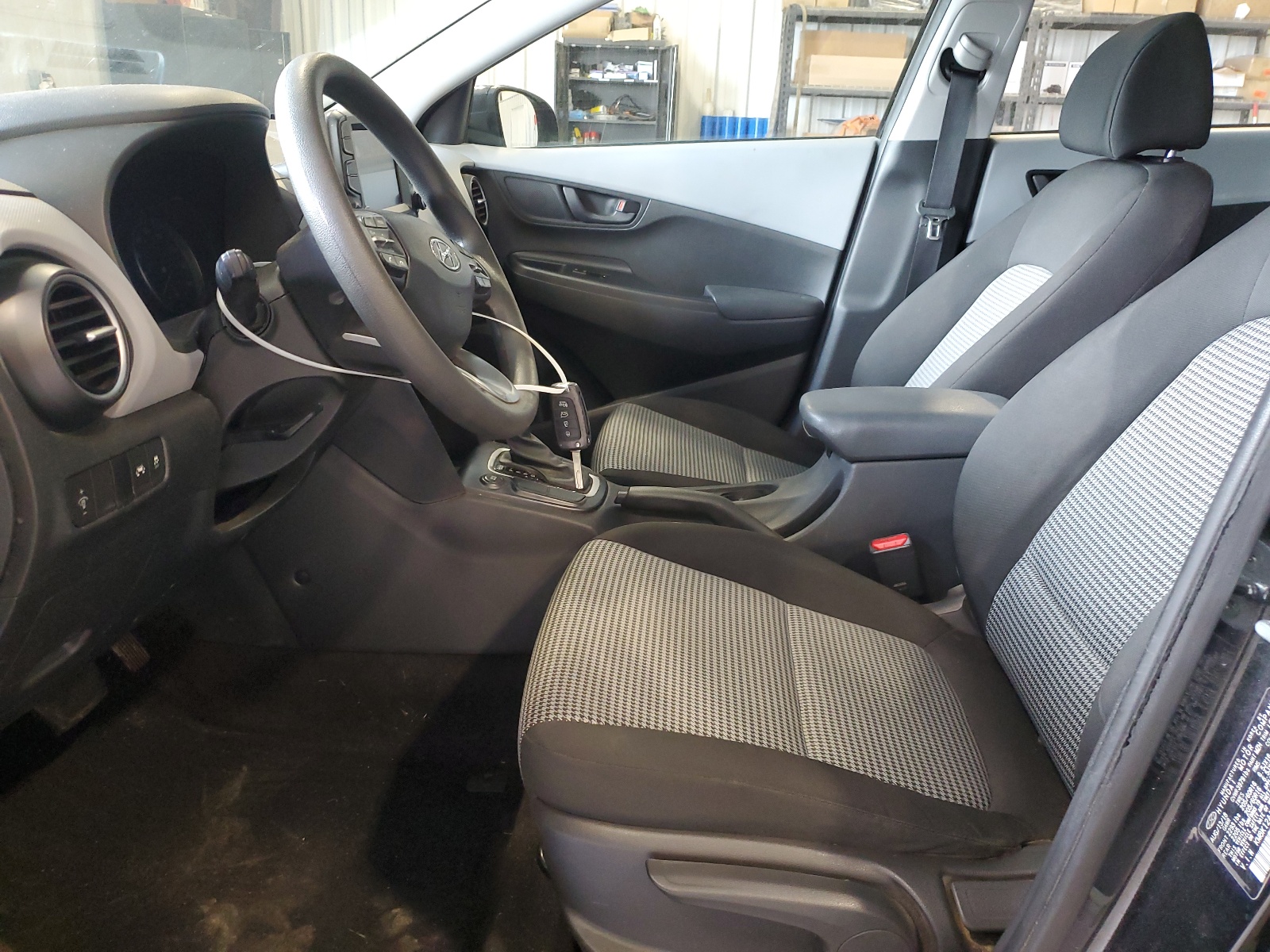 KM8K12AA8KU199945 2019 Hyundai Kona Se