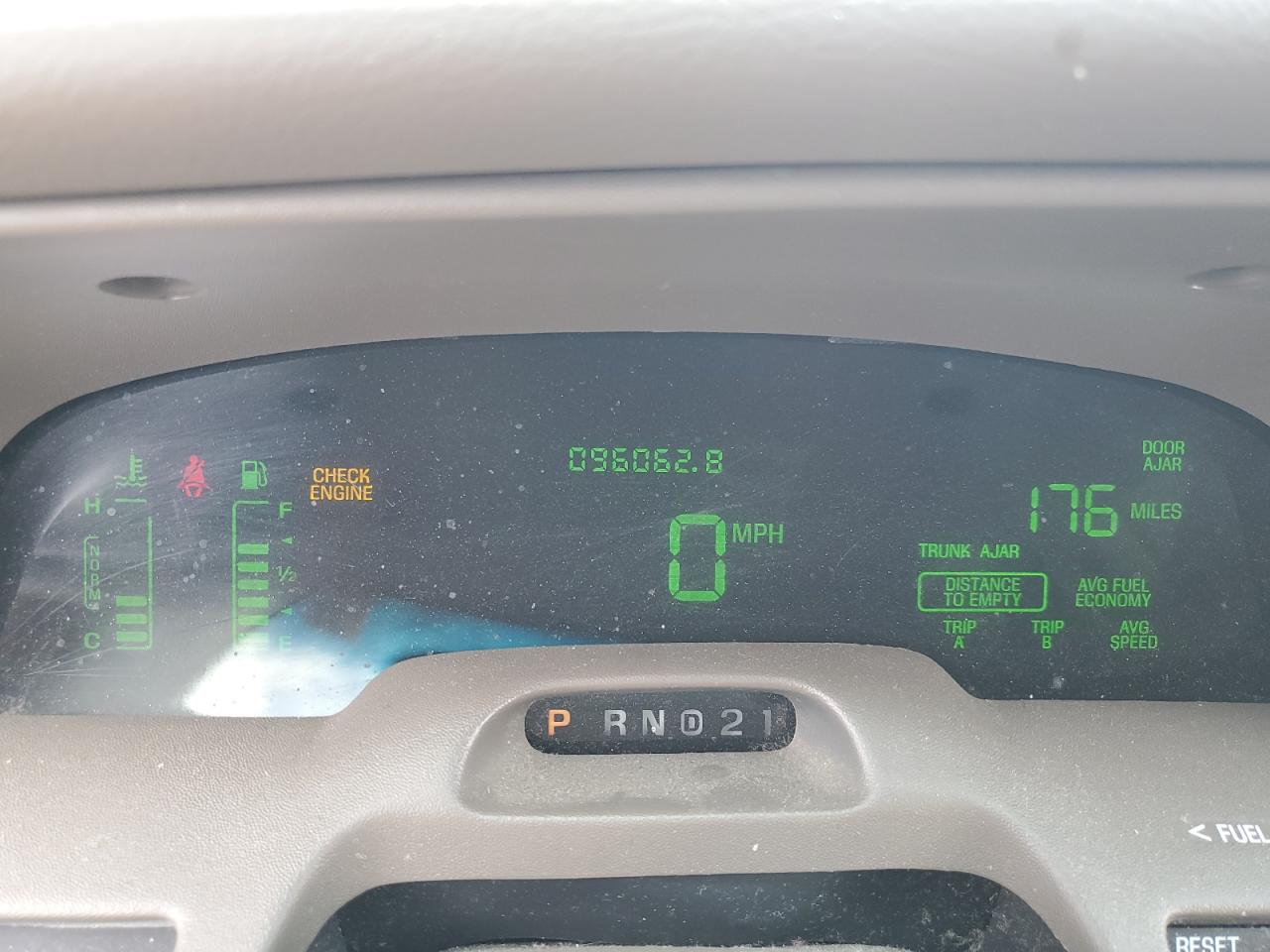 2001 Mercury Grand Marquis Ls VIN: 2MEFM75W61X608045 Lot: 64834414