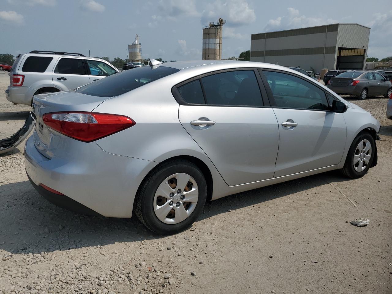 2016 Kia Forte - Image 3