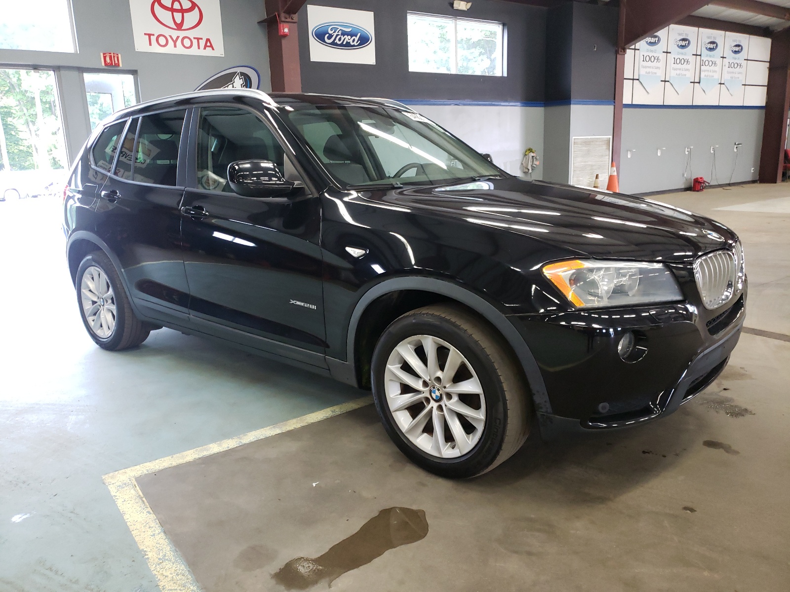 2014 BMW X3 xDrive28I vin: 5UXWX9C5XE0D37883