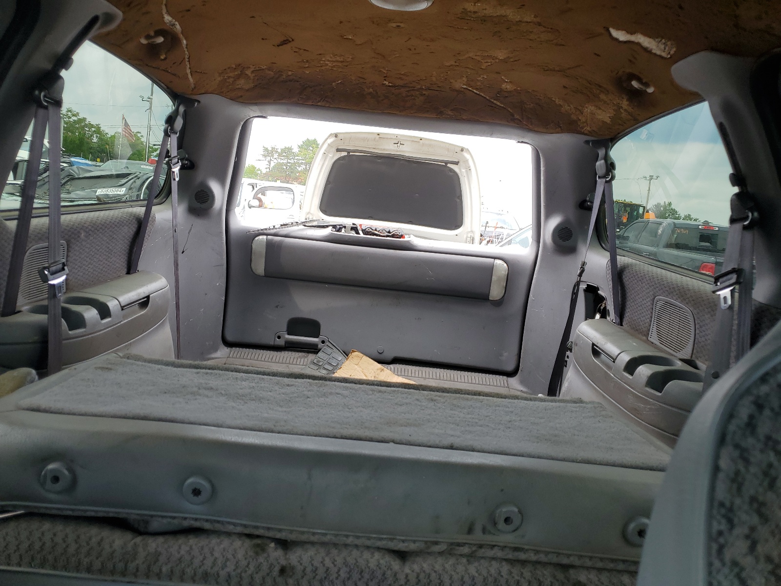 1B4GP44R9XB831924 1999 Dodge Grand Caravan Se