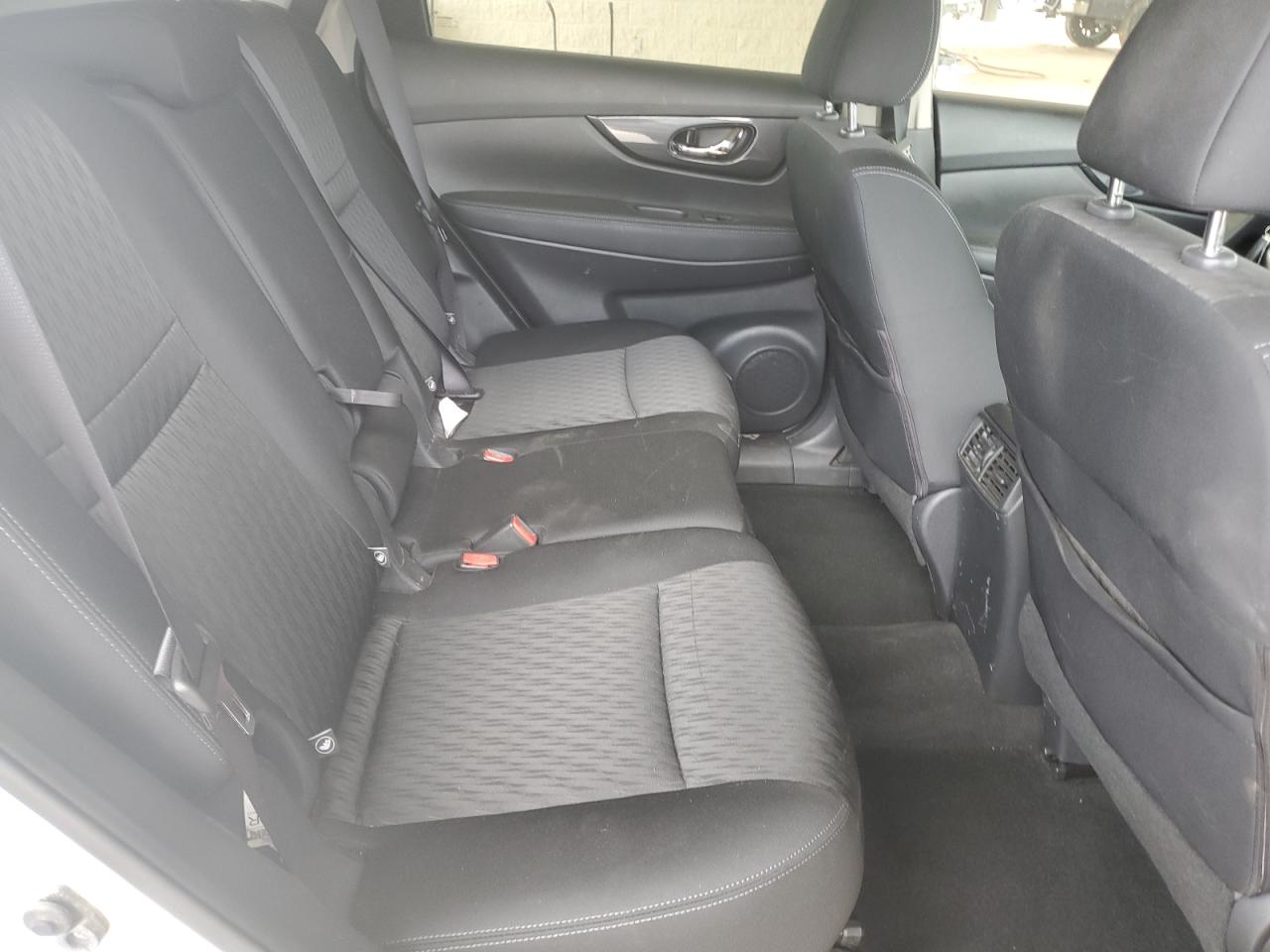 2020 Nissan Rogue S VIN: KNMAT2MT0LP519573 Lot: 61733544