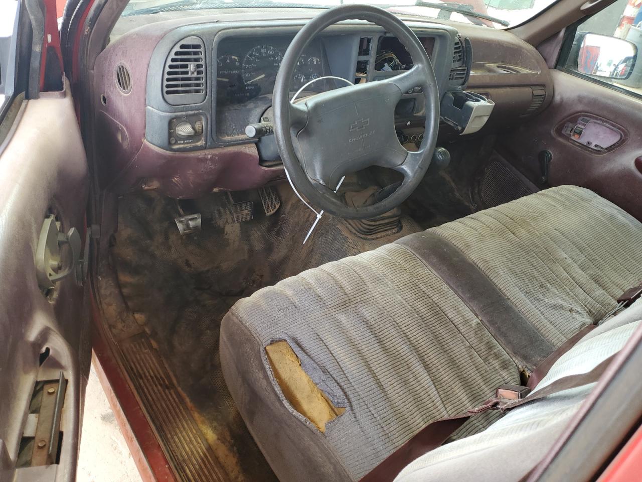 1995 Chevrolet Gmt-400 C2500 VIN: 1GCFC24KXSZ110996 Lot: 62213344