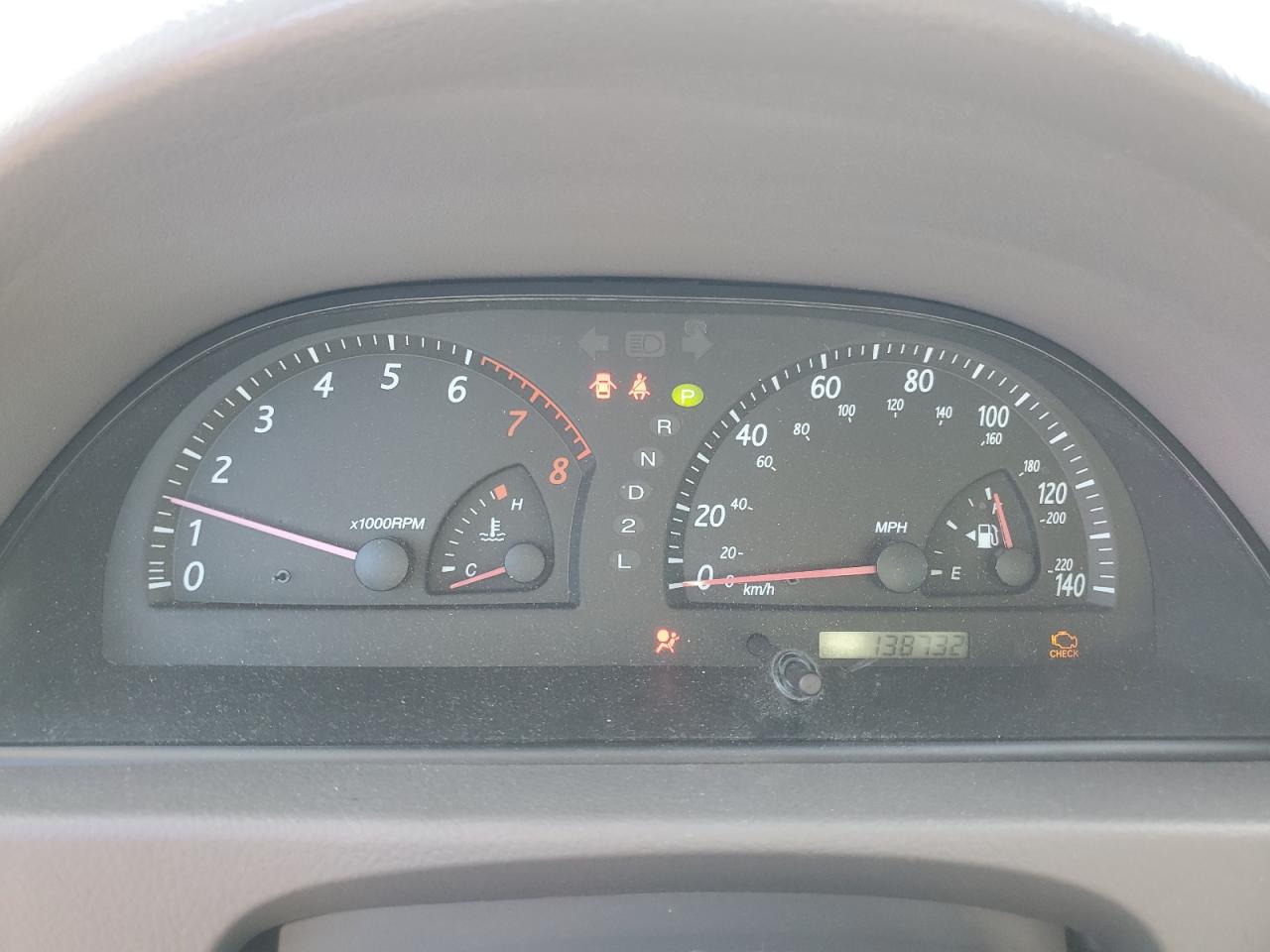 2004 Toyota Camry Le VIN: JTDBE32KX40264911 Lot: 63928584