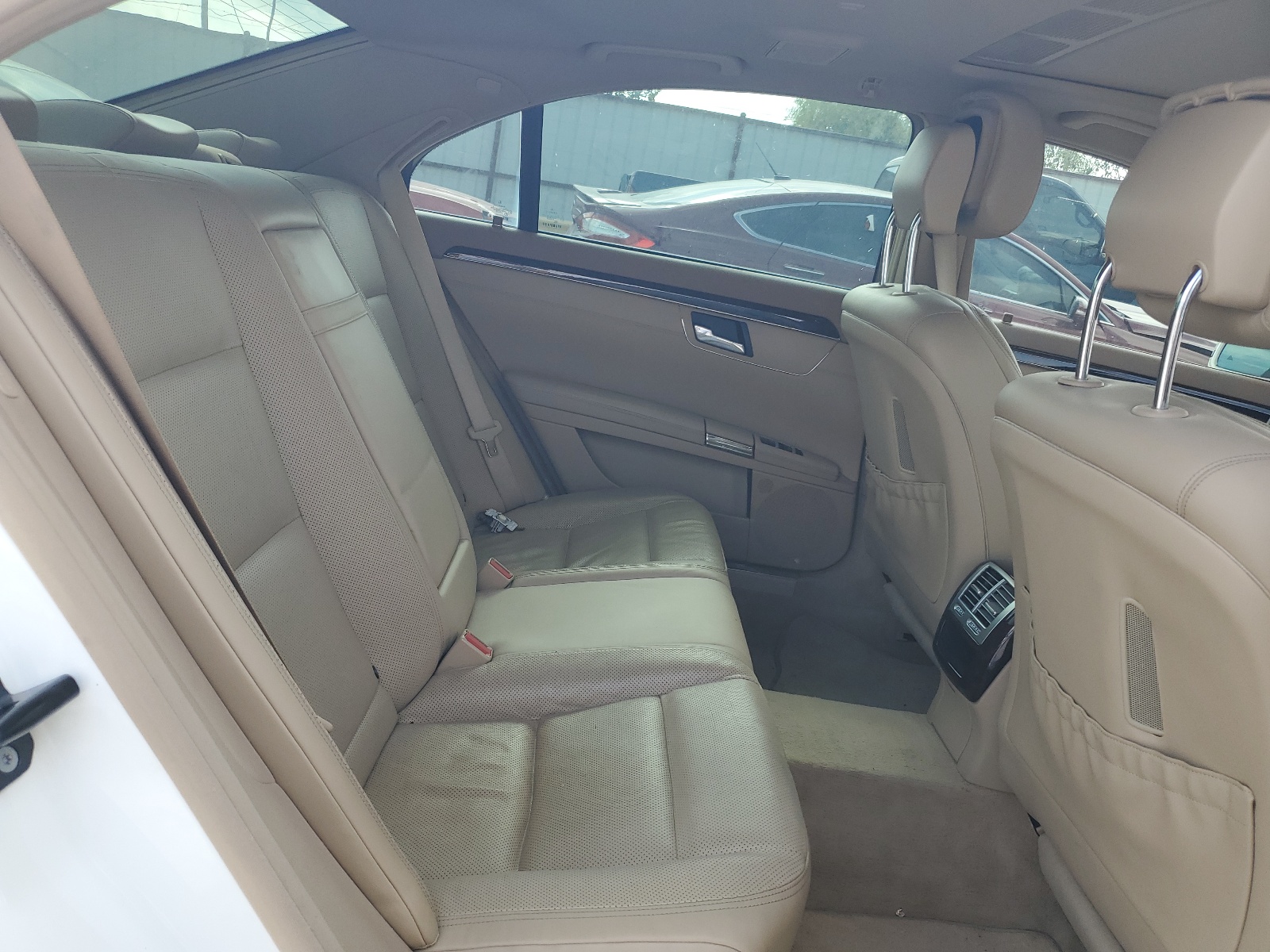 WDDNG7BB4BA400767 2011 Mercedes-Benz S 550