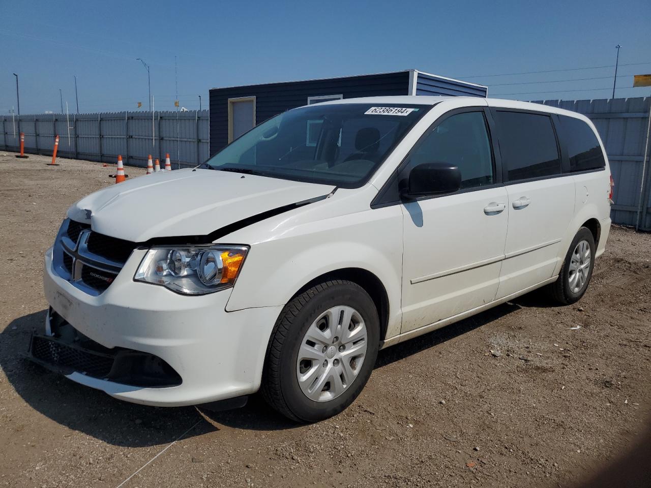 2015 Dodge Caravan - Image 1