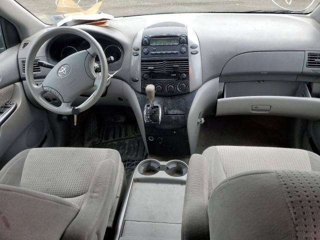 2010 TOYOTA SIENNA CE