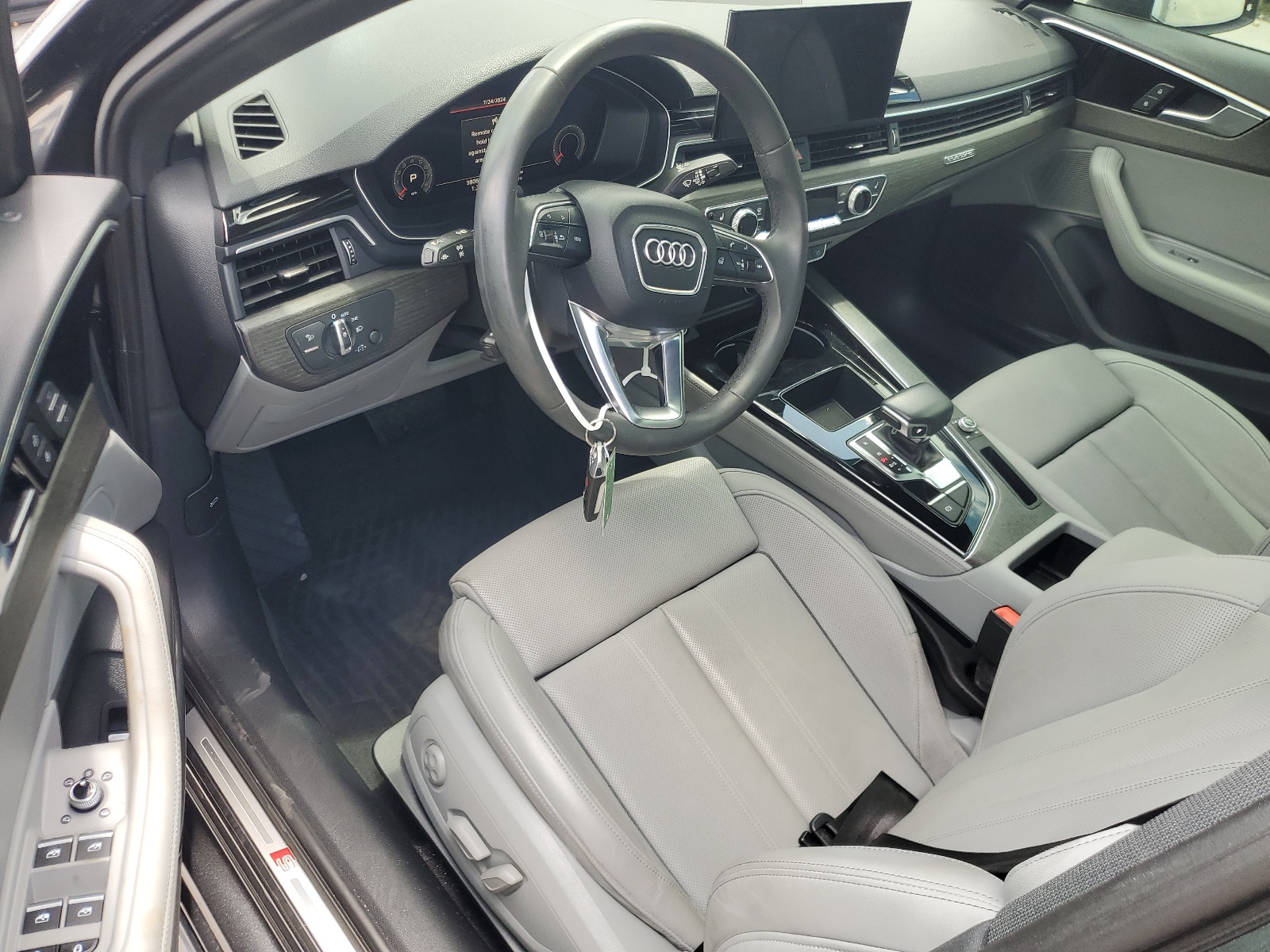 WAUEAAF40MN013775 2021 Audi A4 Premium Plus 45