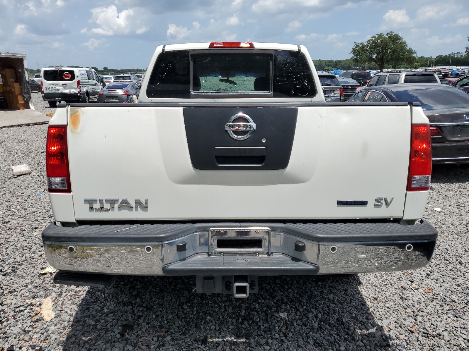 1N6BA0ED1BN323428 2011 Nissan Titan S