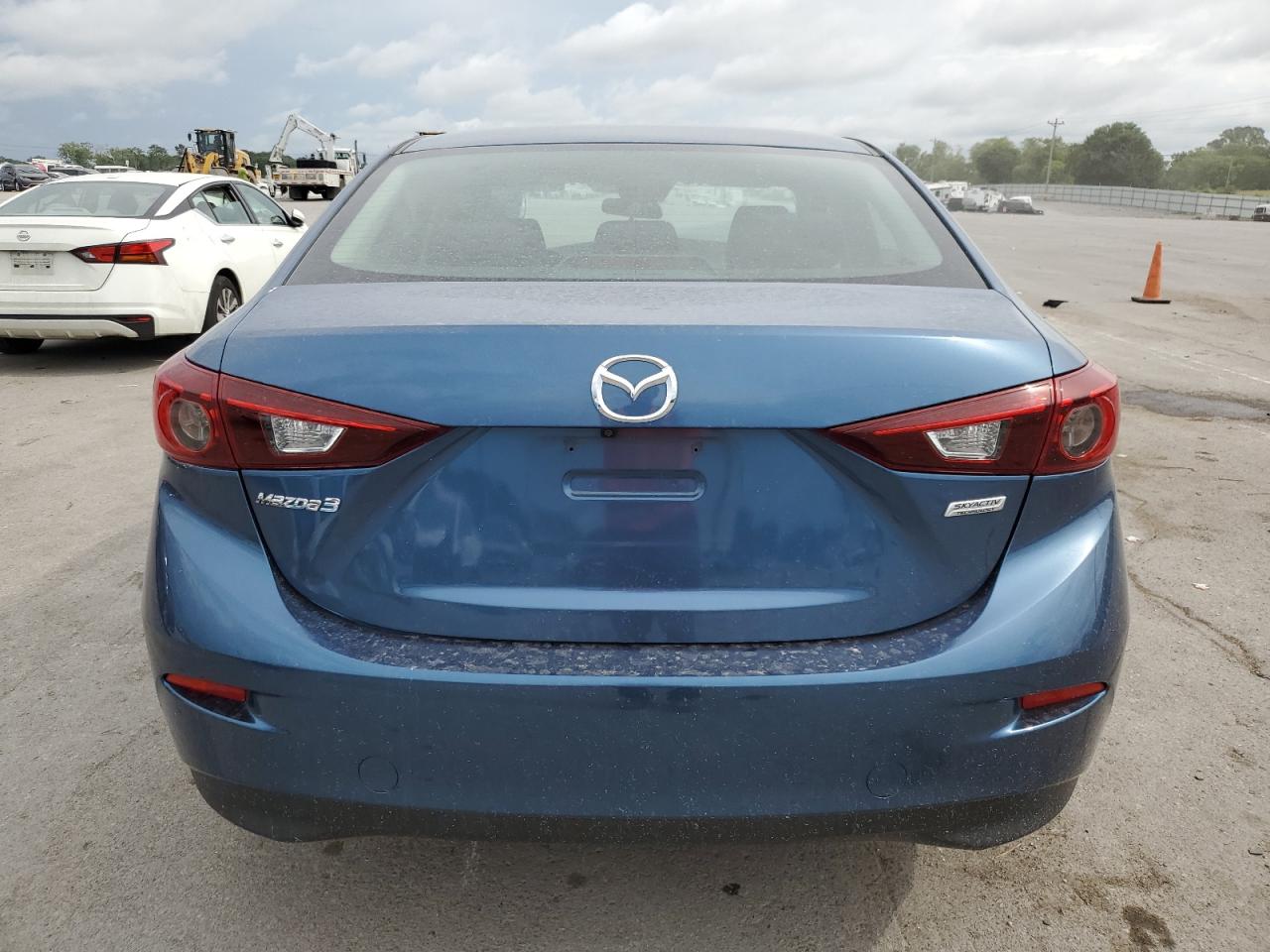 2018 Mazda 3 Sport VIN: 3MZBN1U7XJM161782 Lot: 61705974