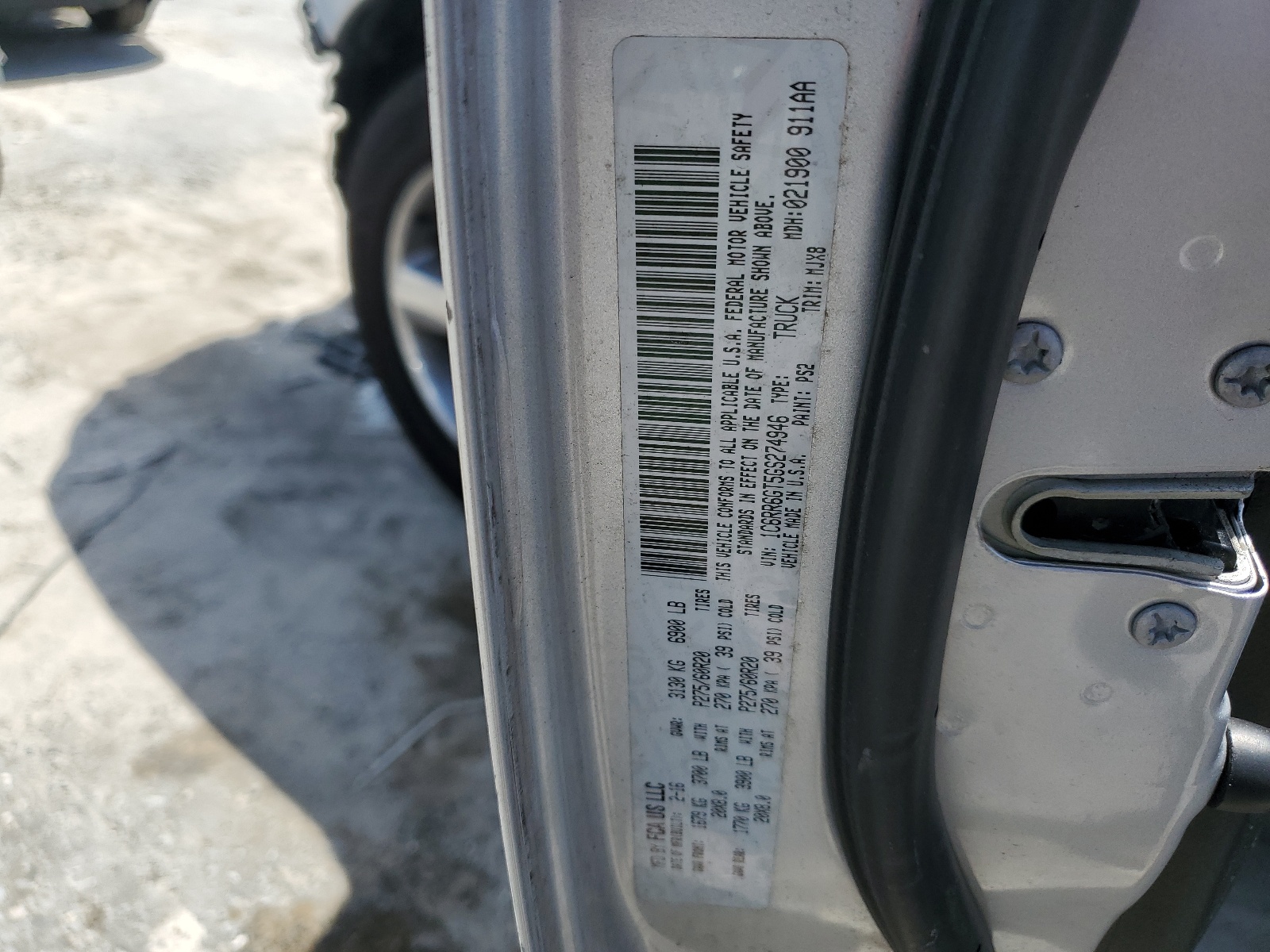 1C6RR6GT5GS274946 2016 Ram 1500 Slt