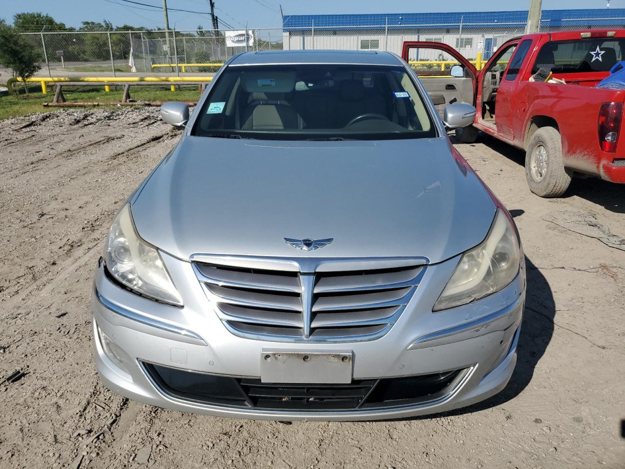 2012 Hyundai Genesis 3.8L VIN: KMHGC4DD2CU211039 Lot: 62671274