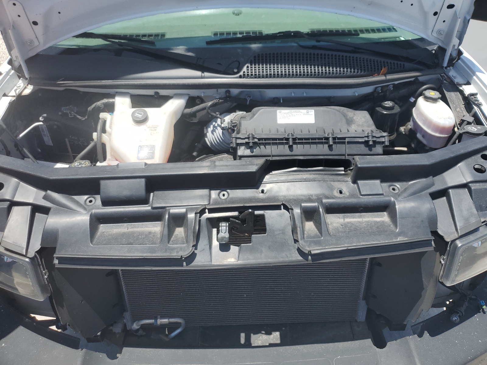 1GCWGAF72M1267091 2021 Chevrolet Express G2500