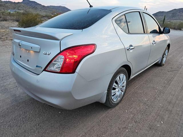 2013 Nissan Versa S vin: 3N1CN7AP6DL879468