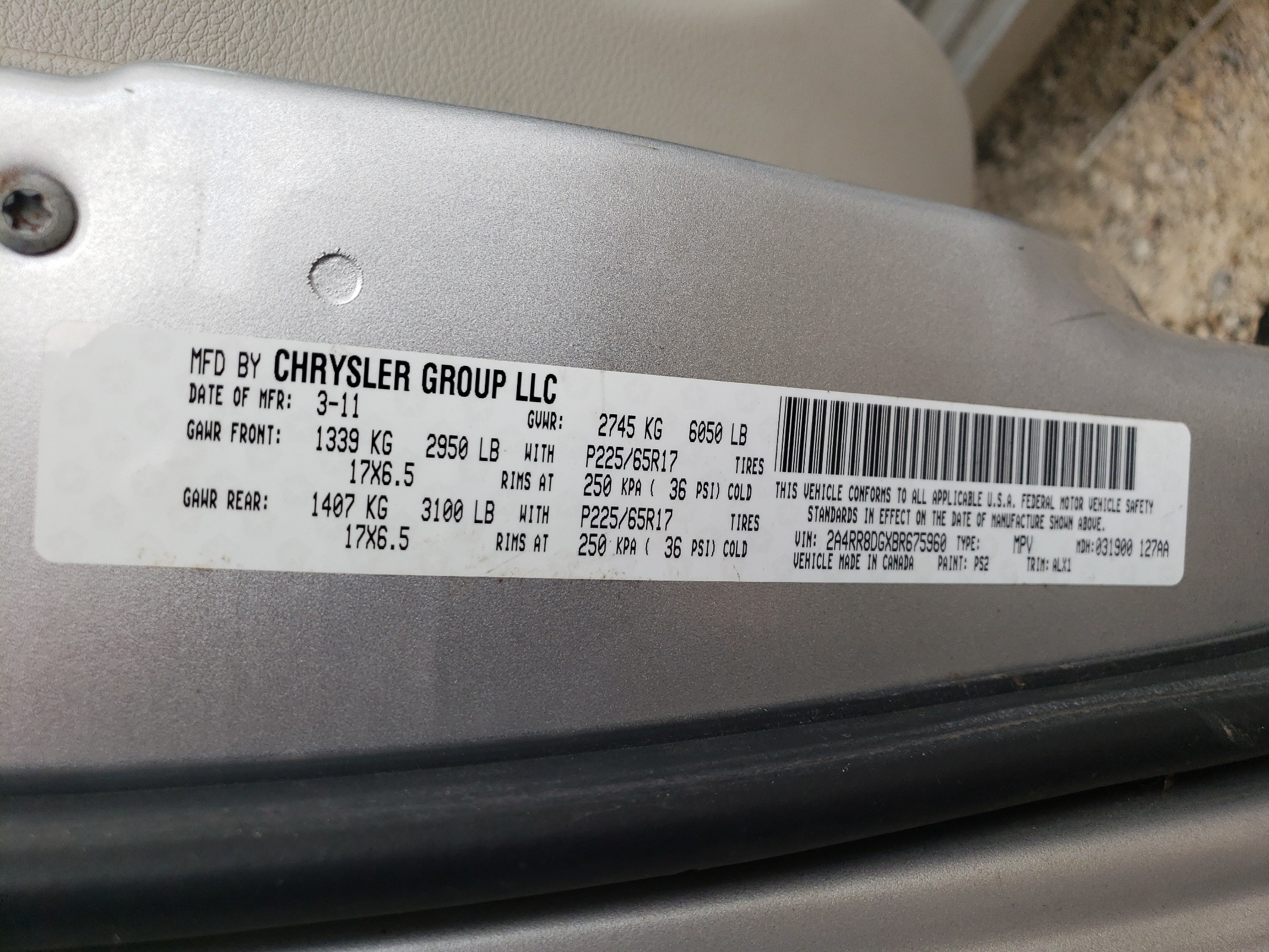 2A4RR8DGXBR675960 2011 Chrysler Town & Country Touring L