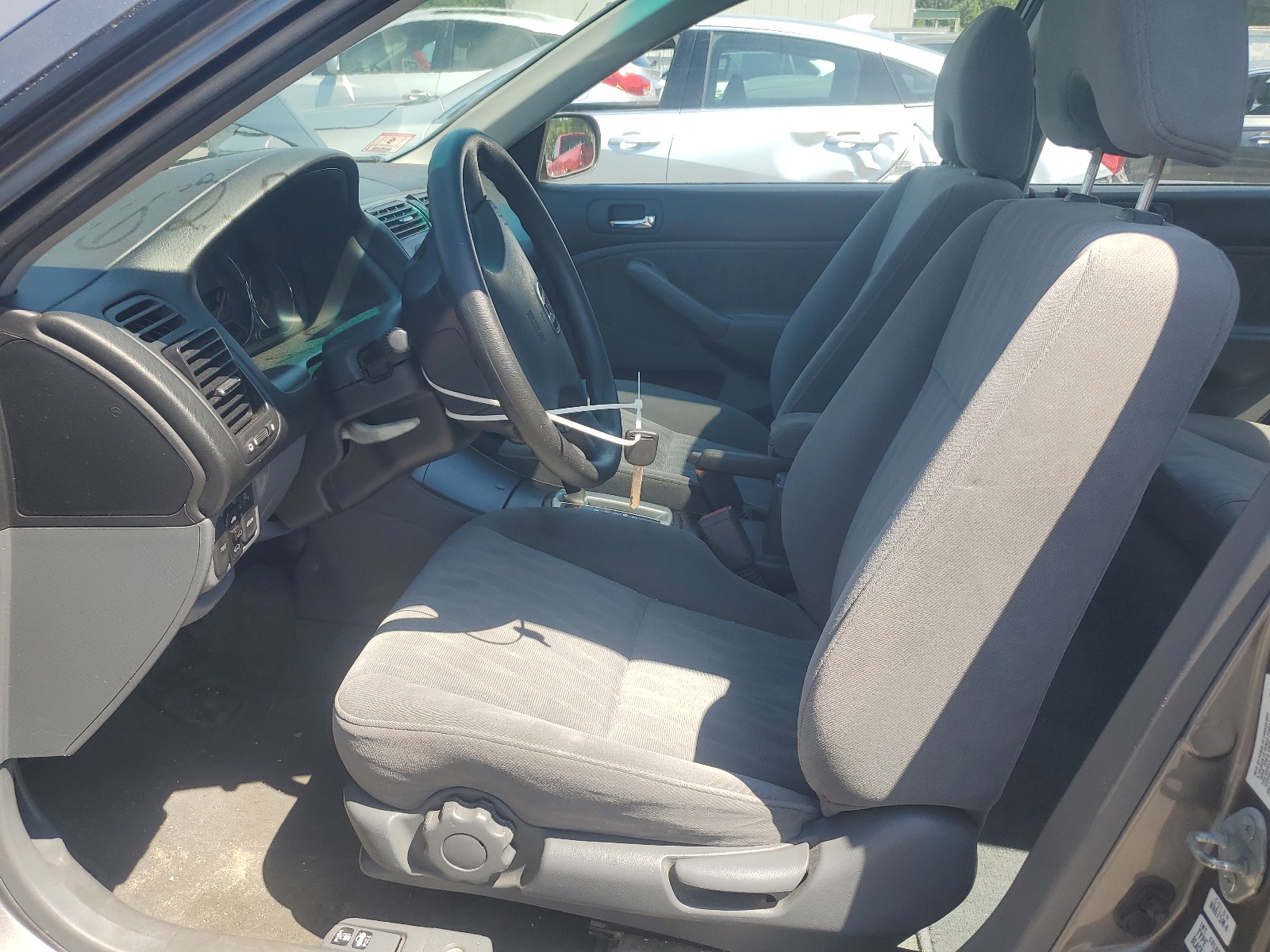 2HGES26784H637009 2004 Honda Civic Ex