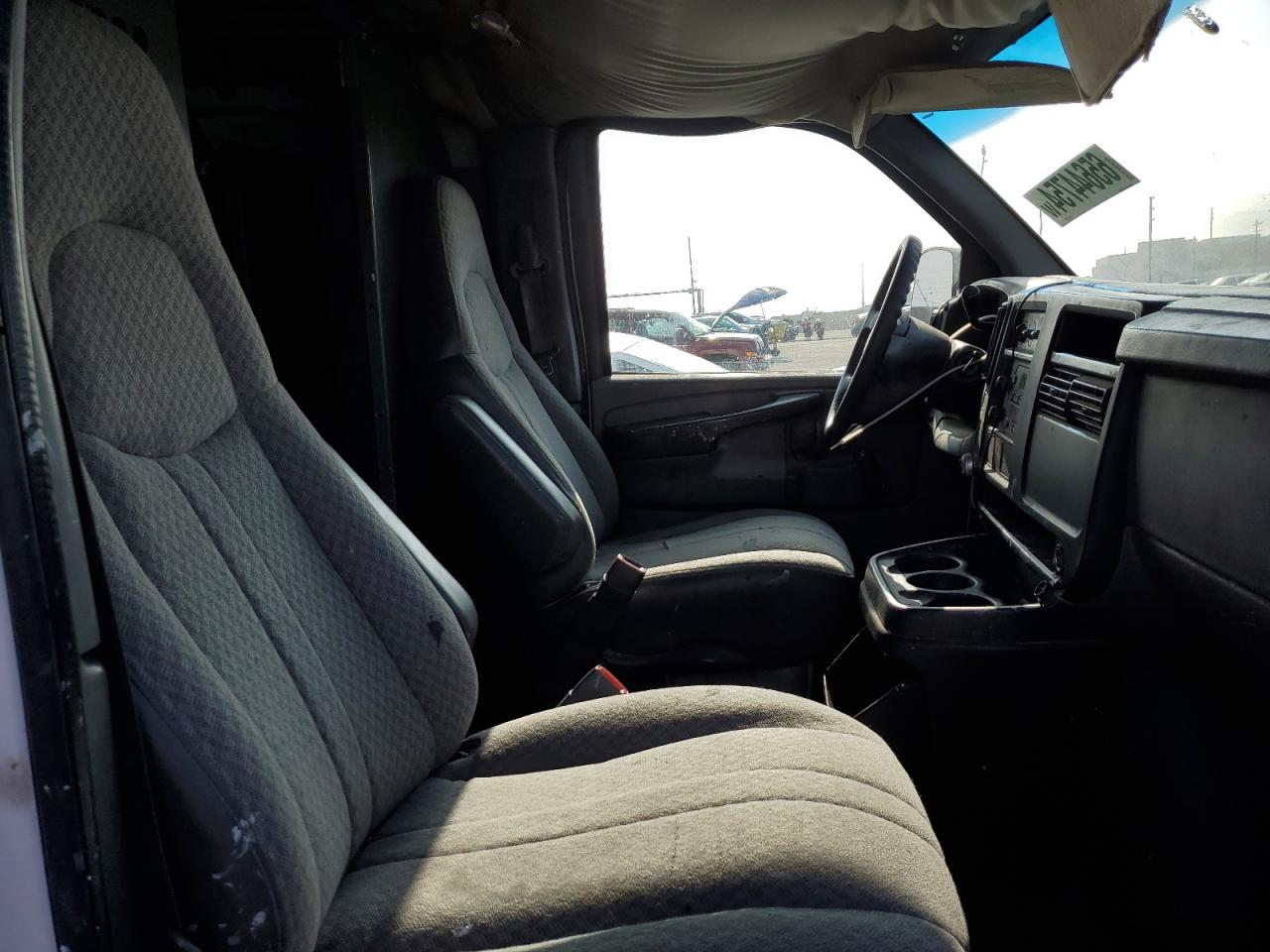 2004 Chevrolet Express G2500 VIN: 1GCGG25V441232918 Lot: 65644754