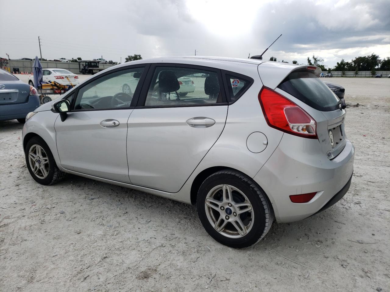 2019 Ford Fiesta Se VIN: 3FADP4EJ8KM151048 Lot: 63185144