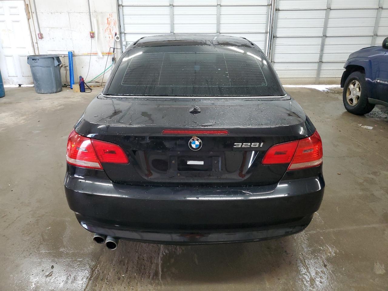 2008 BMW 328 I VIN: WBAWL13558PX18321 Lot: 64838824