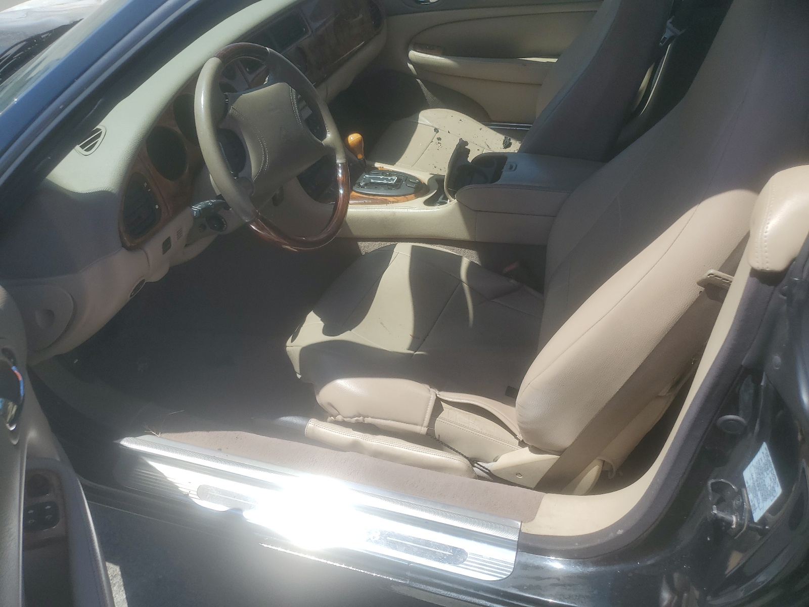 SAJGX2048XC041673 1999 Jaguar Xk8