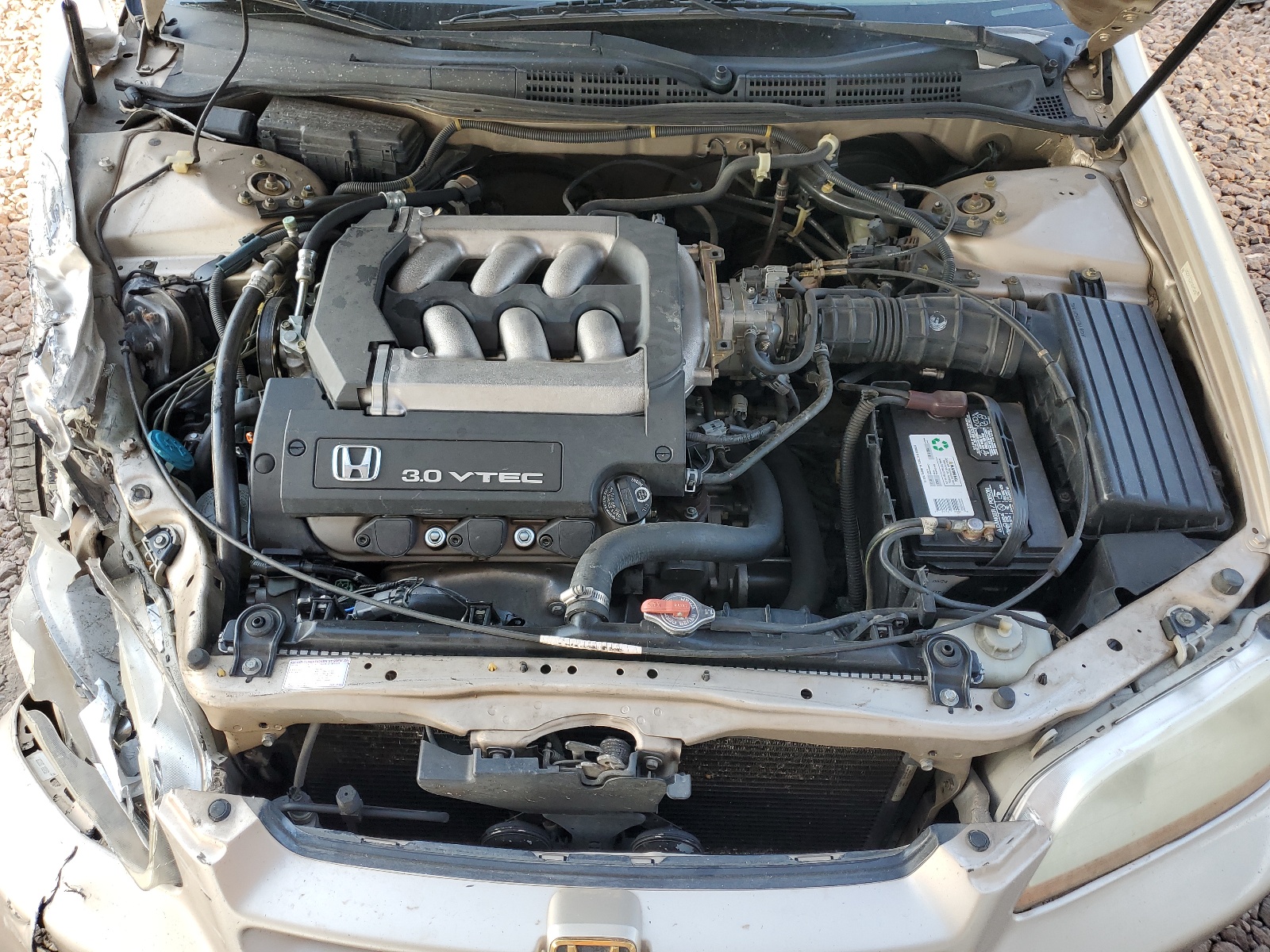 1HGCG1652YA049242 2000 Honda Accord Ex