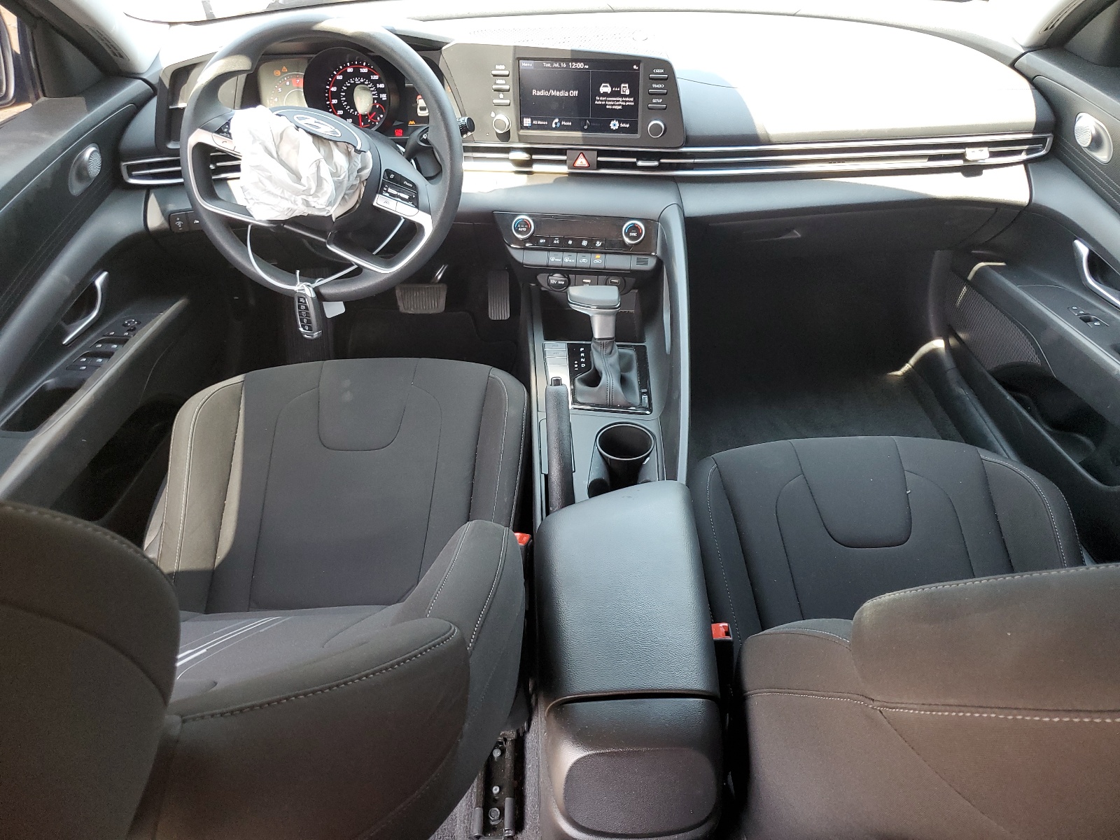 KMHLM4AG2NU315060 2022 Hyundai Elantra Sel